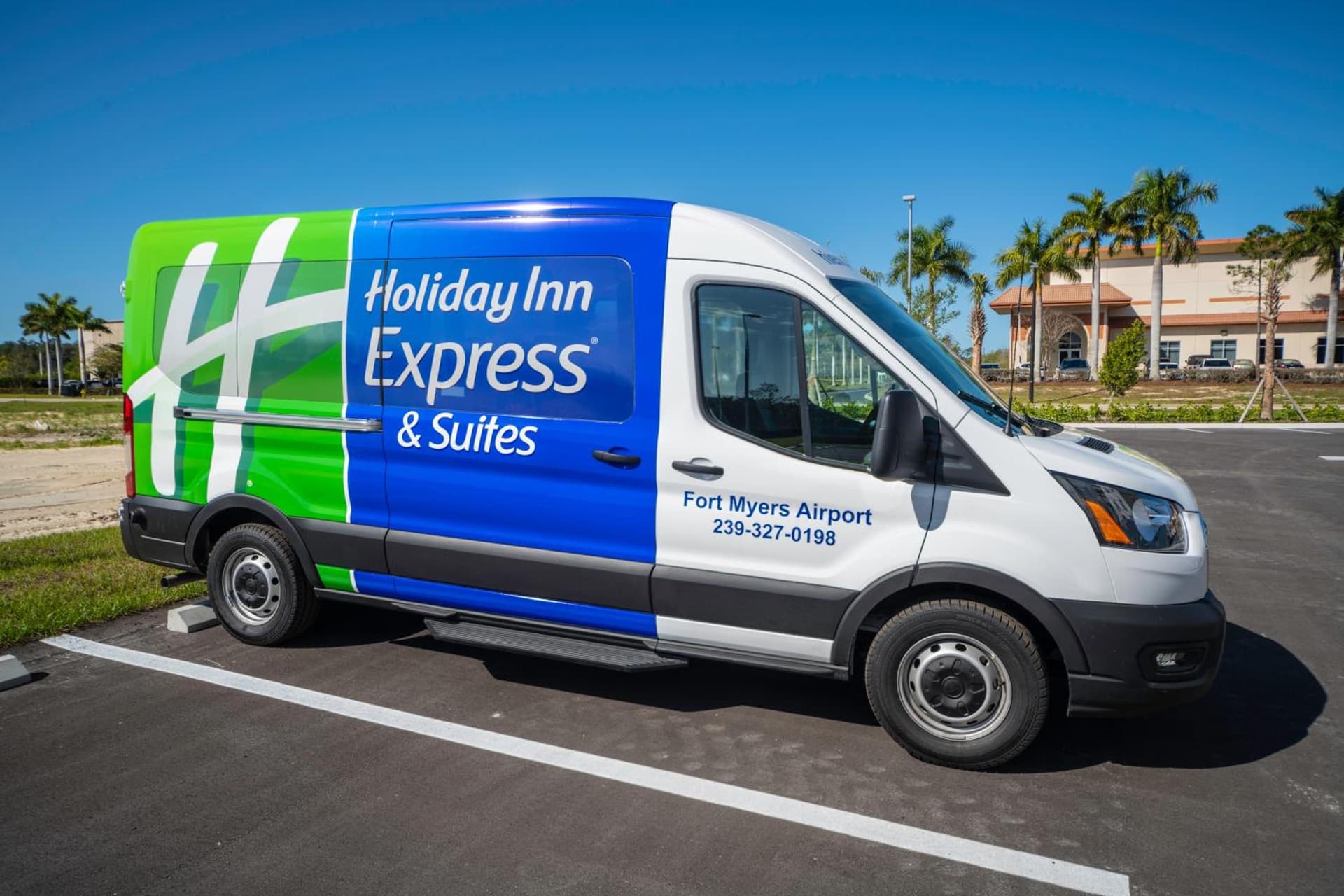 Holiday Inn Express & Suites - Fort Myers Airport by IHG gallery photo in Fort Myers, FL — image 24