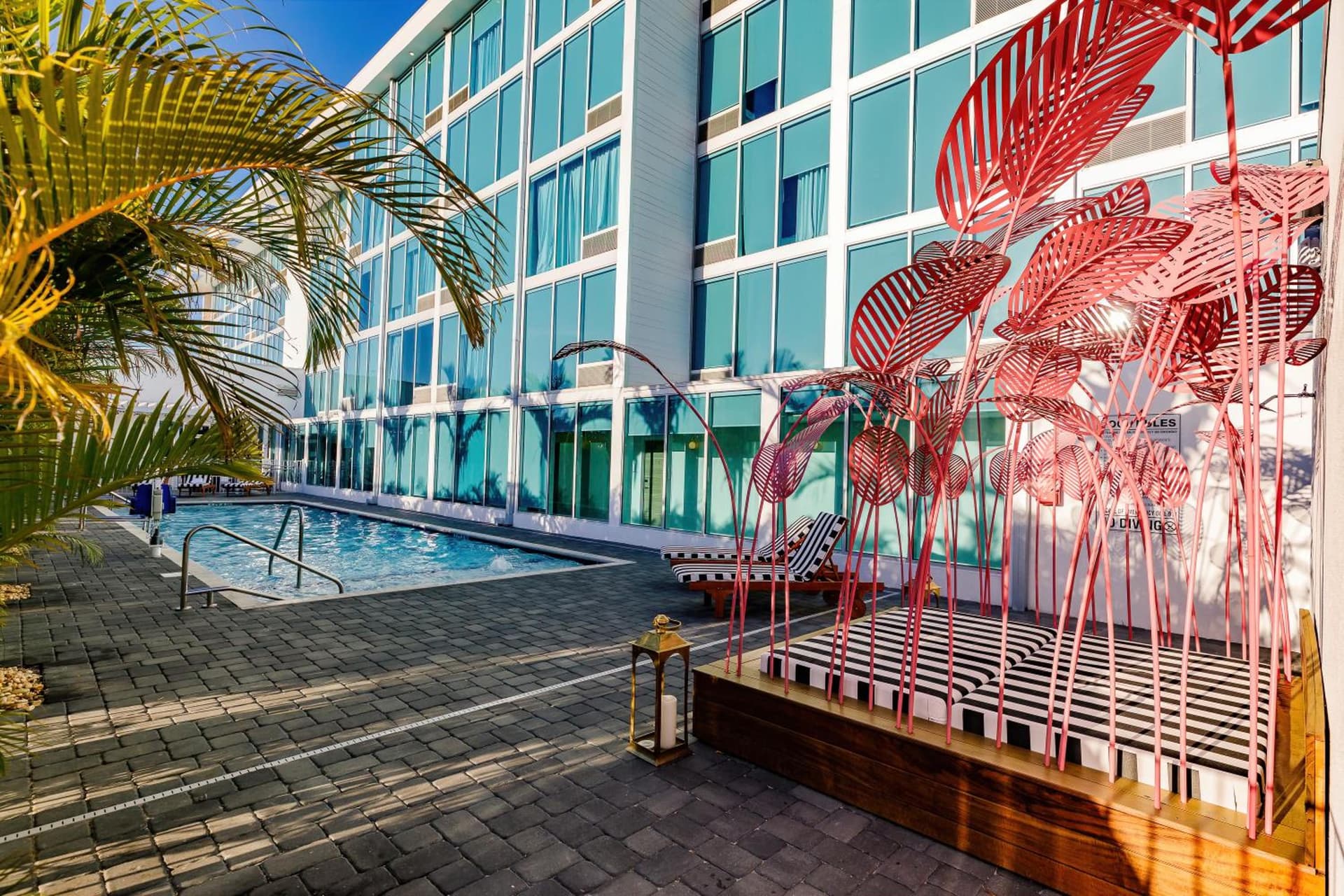 Kompose Boutique Hotel Sarasota property views in Sarasota, FL — gallery photo 3