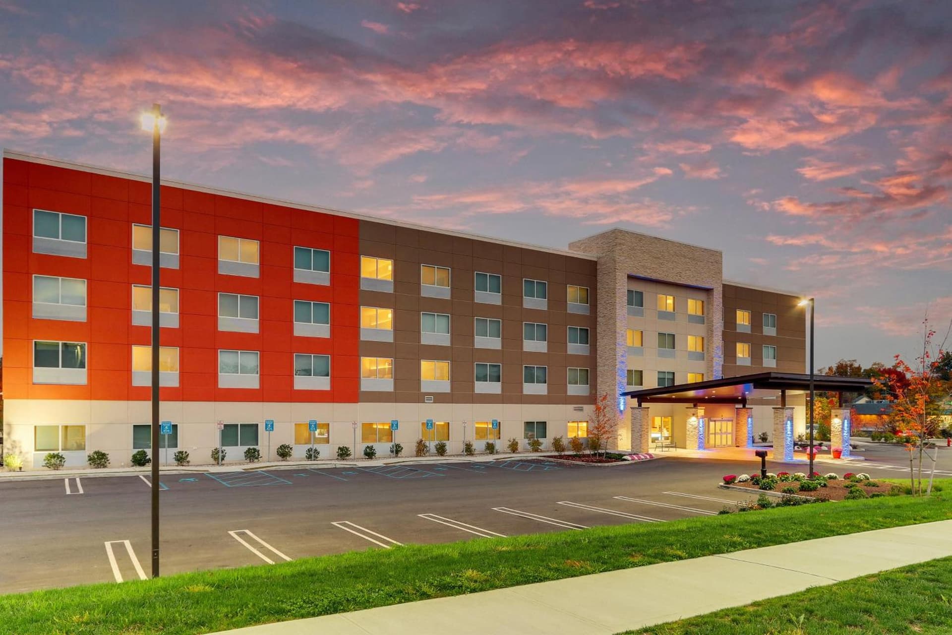 Holiday Inn Express & Suites - Middletown - Goshen by IHG gallery photo in Middletown, NY — image 35