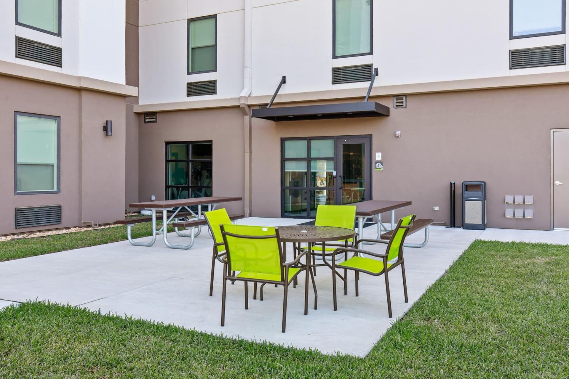 Extended Stay America Premier Suites - Tampa - Fairgrounds - Casino gallery photo in Tampa, FL — image 76