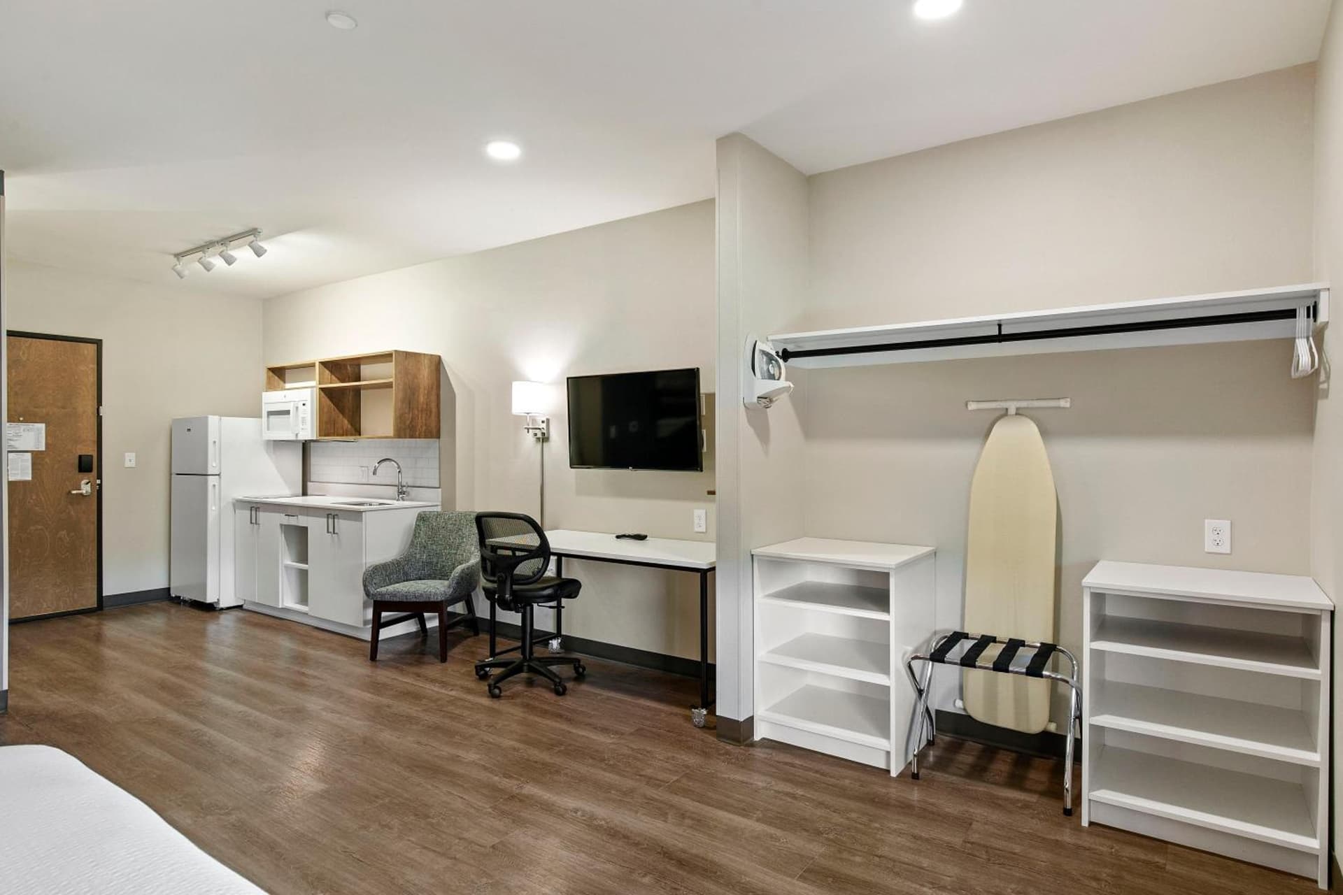 Extended Stay America Premier Suites - Tampa - Fairgrounds - Casino gallery photo in Tampa, FL — image 84