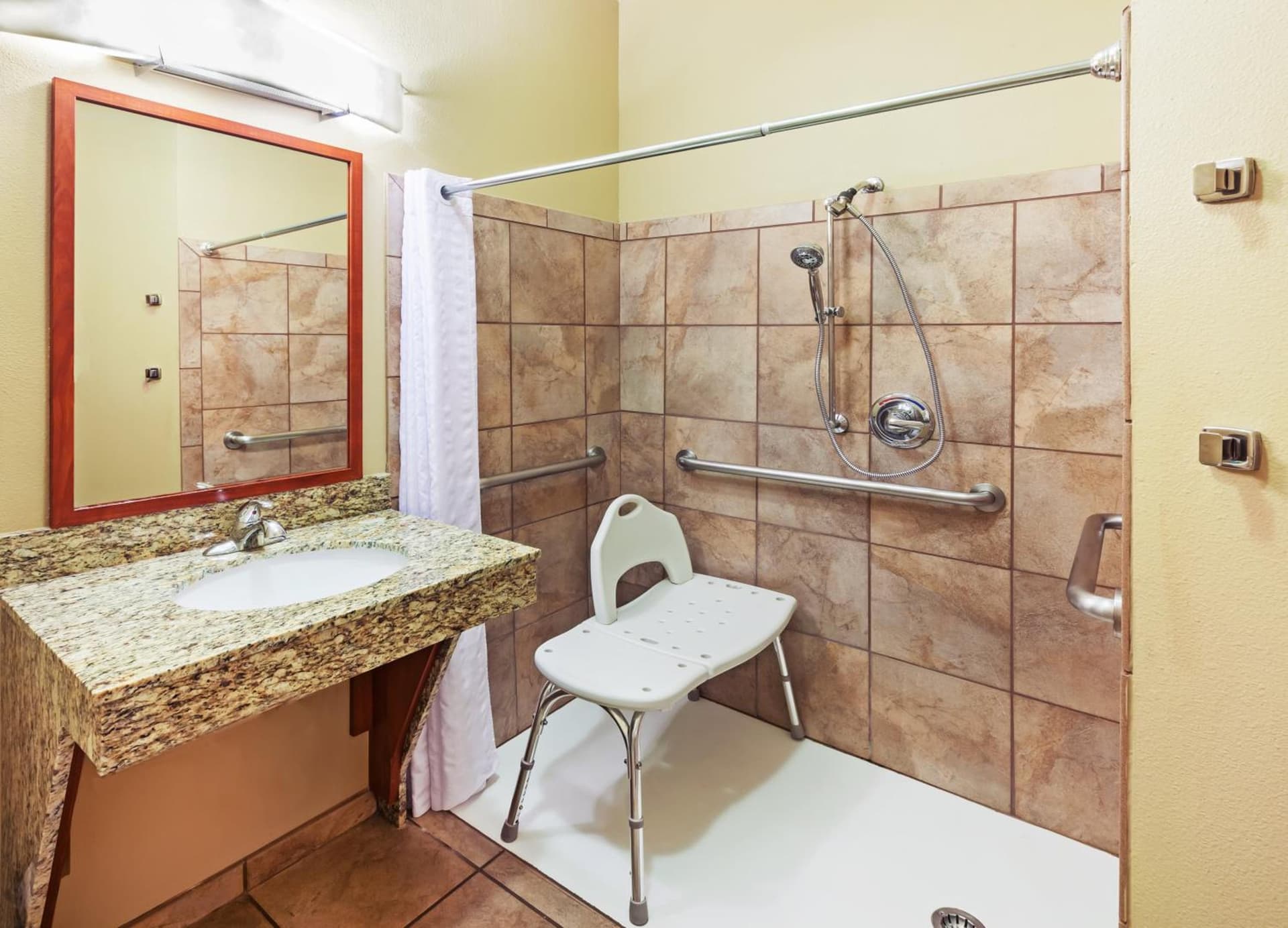 Candlewood Suites El Paso by IHG gallery photo in Sunrise Acres, TX — image 36