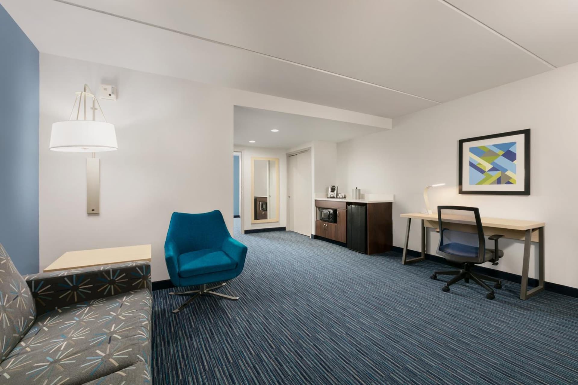 Holiday Inn Express Hotel & Suites Norfolk Airport by IHG gallery photo in Norfolk, VA — image 36