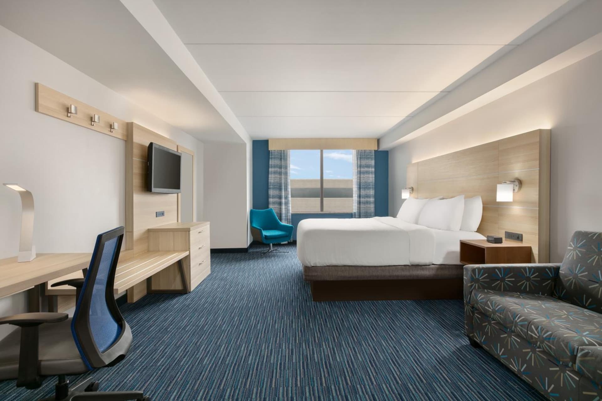 Holiday Inn Express Hotel & Suites Norfolk Airport by IHG gallery photo in Norfolk, VA — image 76