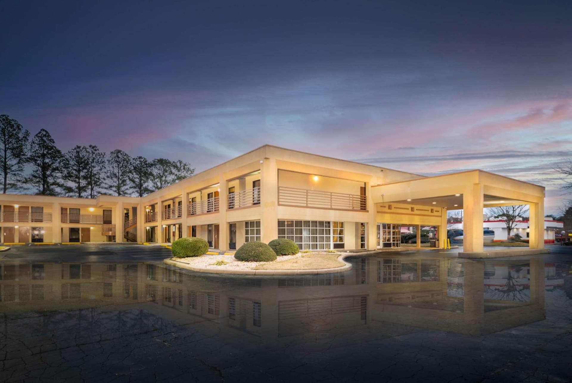 Days Inn by Wyndham Atlanta Stone Mountain featured exterior or lobby in Stone Mountain, GA — similar hotel