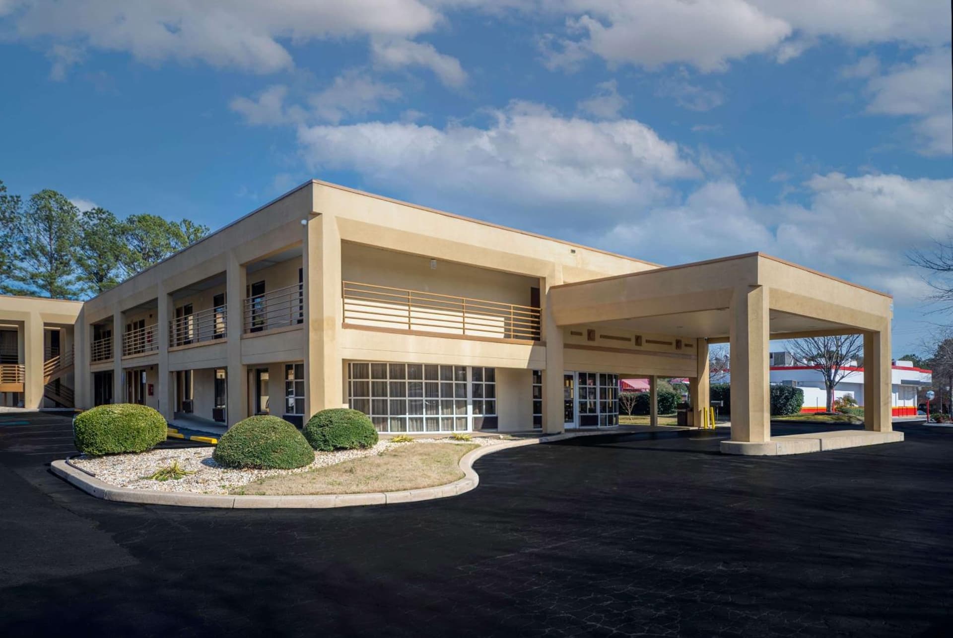 Days Inn by Wyndham Atlanta Stone Mountain interior in Stone Mountain, GA — gallery photo 2