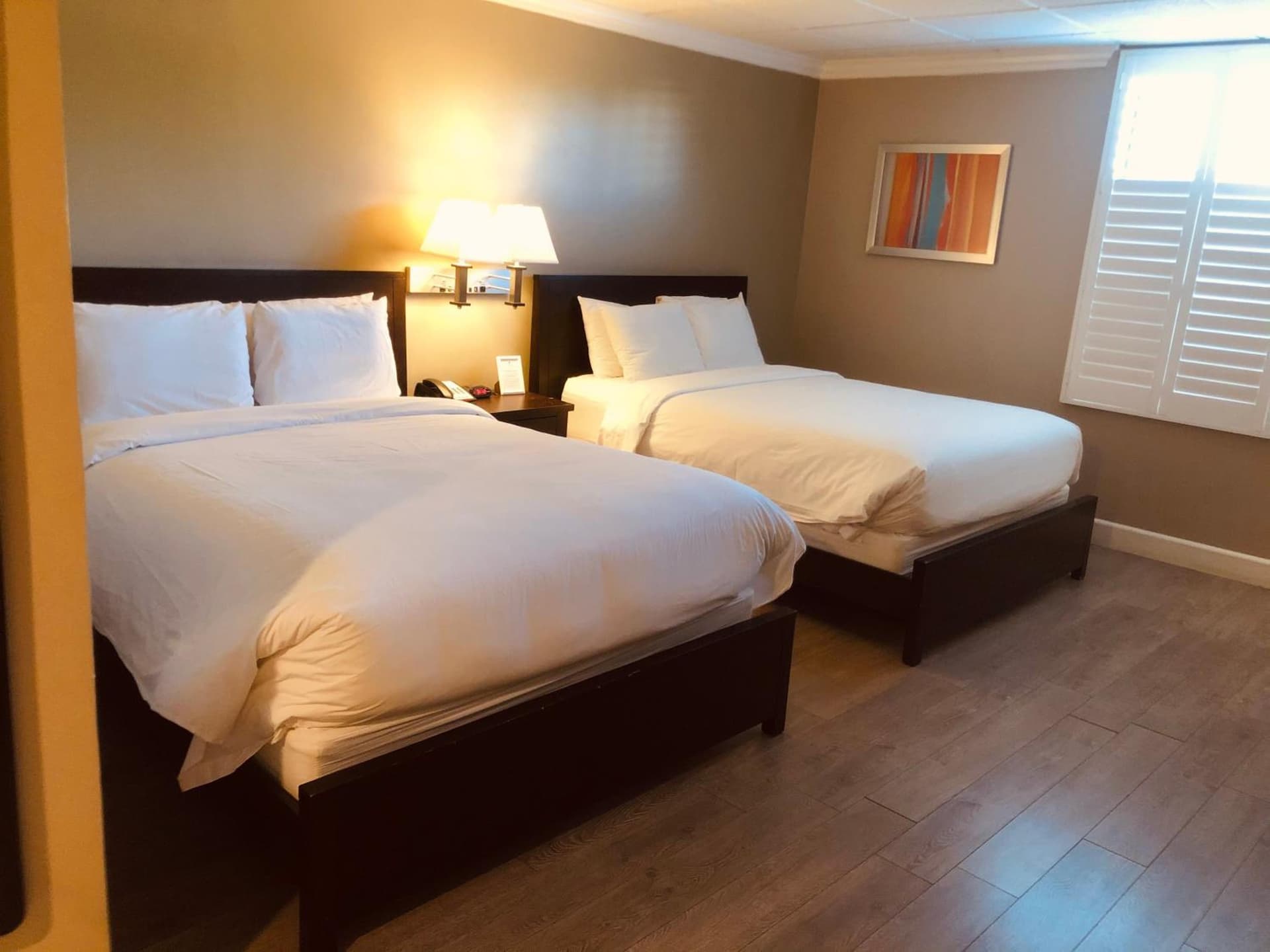 GreenTree Inn & Suites Los Angeles - Alhambra - Pasadena gallery photo in Alhambra, CA — image 31