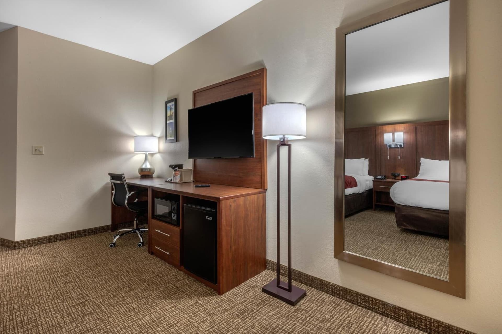 Comfort Inn & Suites Montgomery East Carmichael Rd gallery photo in Montgomery, AL — image 34
