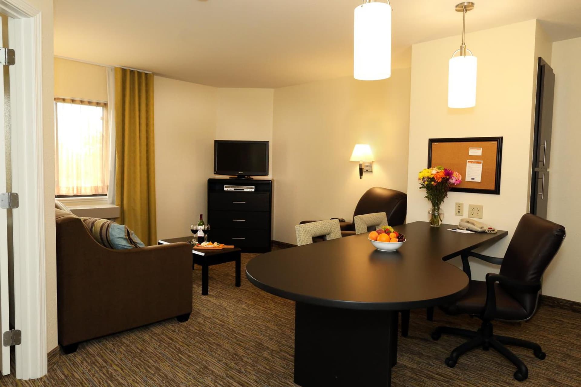Candlewood Suites East Lansing by IHG gallery photo in Lansing, MI — image 22