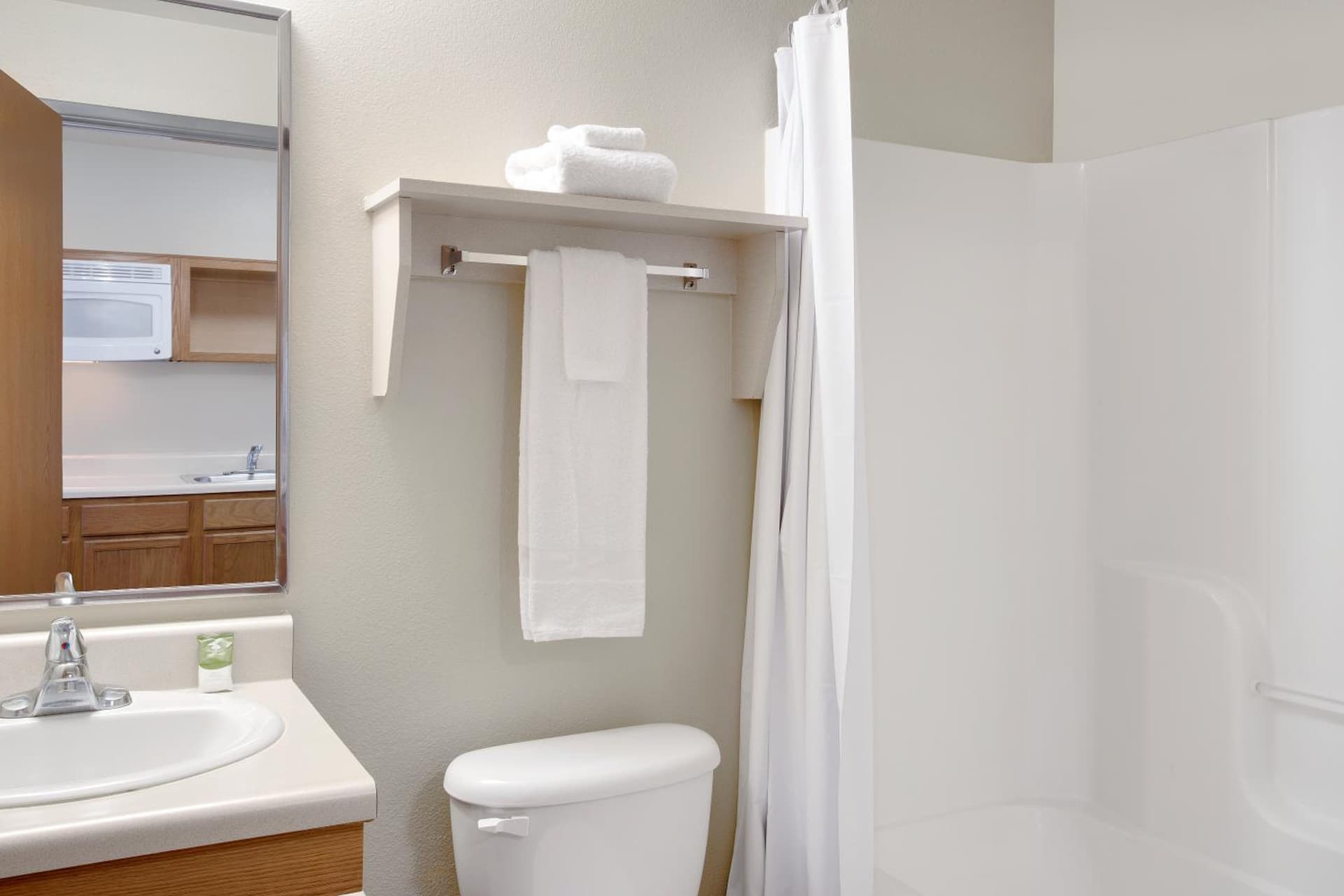WoodSpring Suites Baton Rouge Airline Highway gallery photo in Baton Rouge, LA — image 16