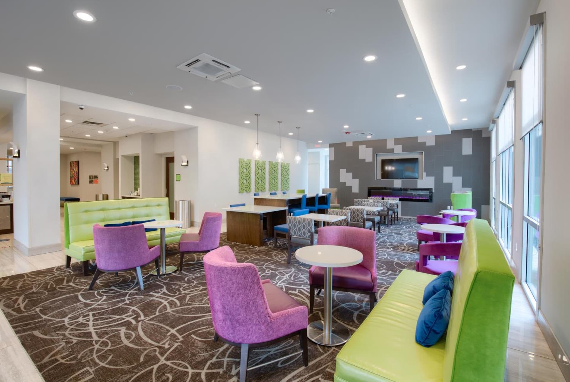 La Quinta by Wyndham Mobile gallery photo in Mobile, AL — image 22