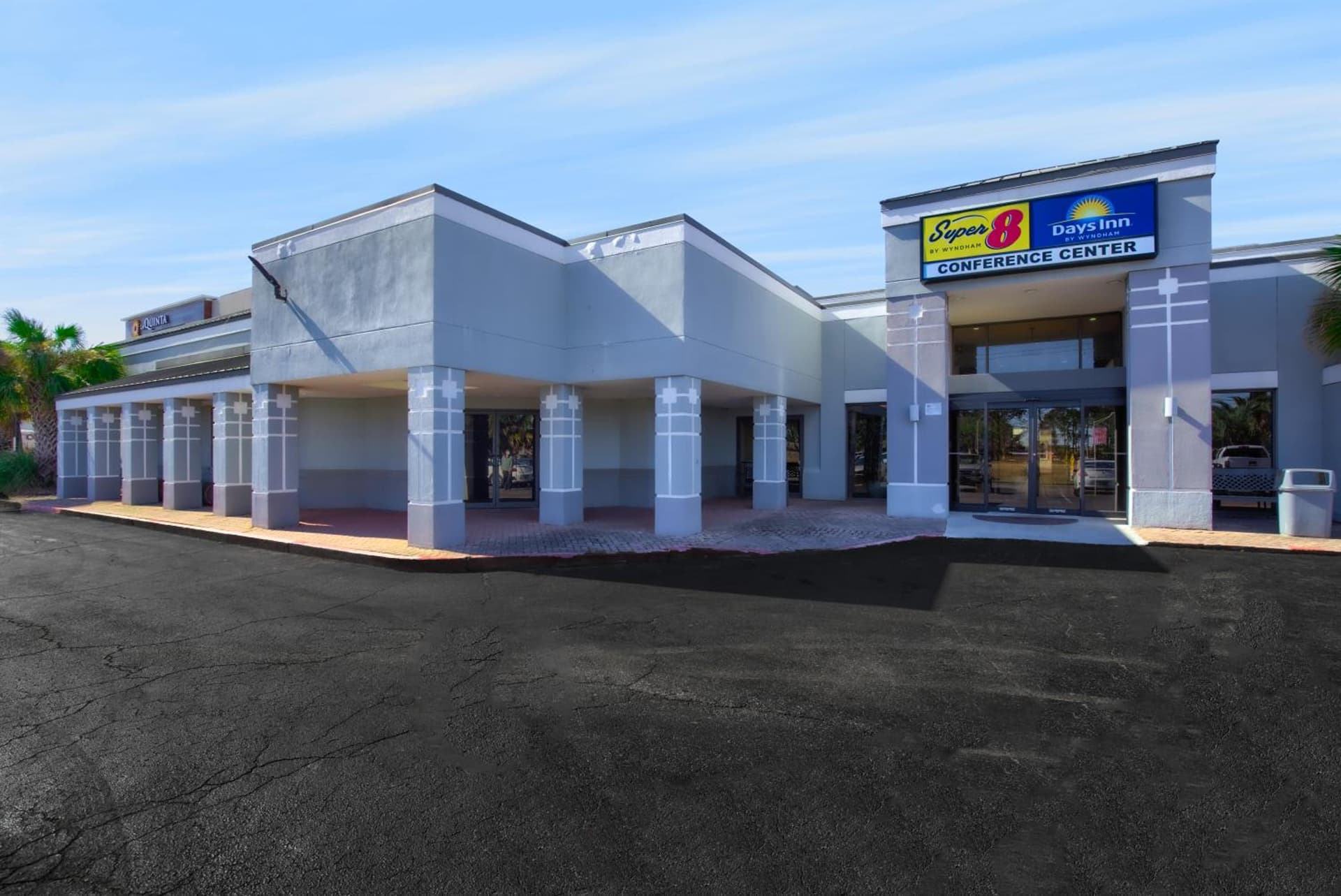 Days Inn by Wyndham Mobile I-65 gallery photo in Mobile, AL — image 13