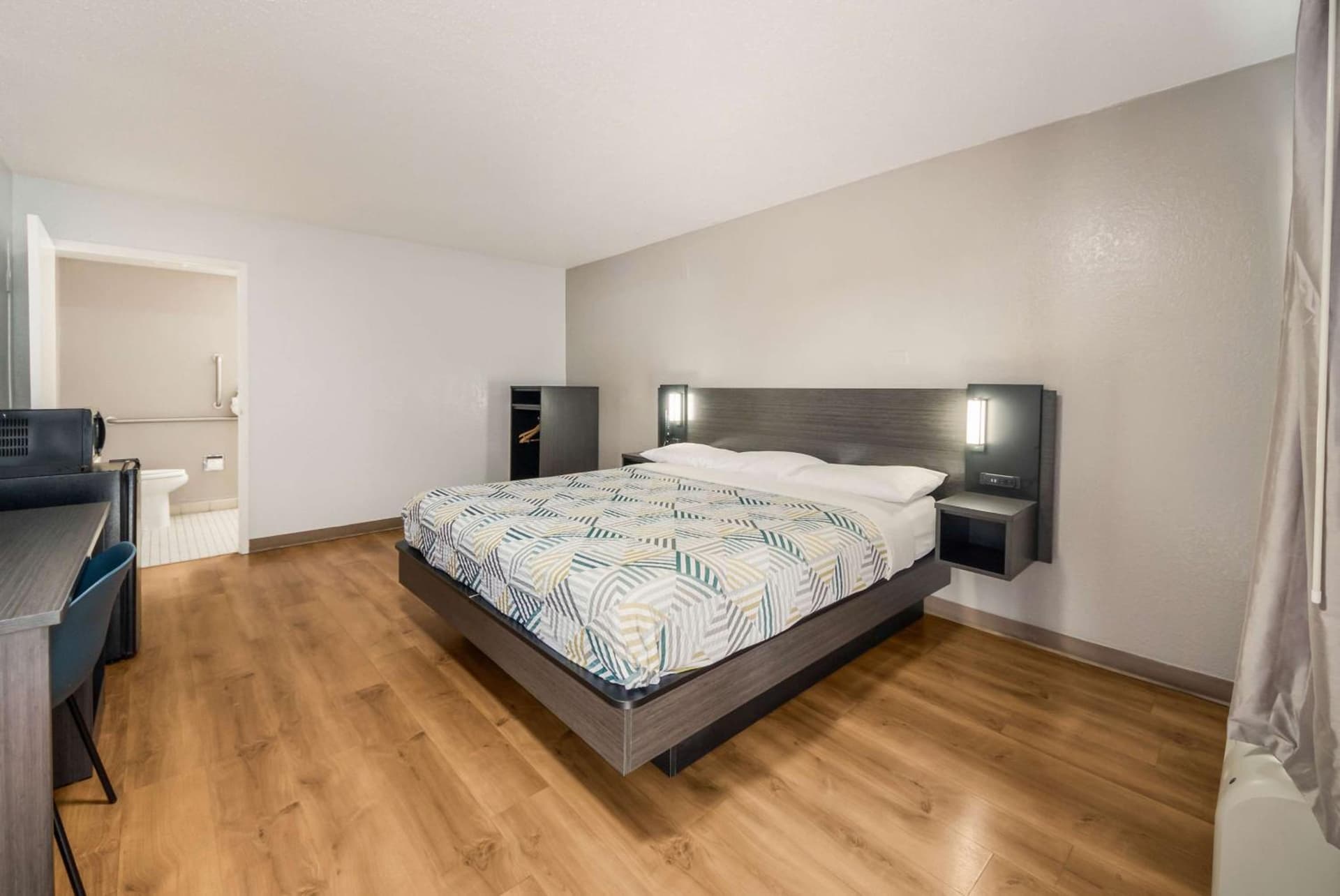 Motel 6-Laredo, TX - North I-35 gallery photo in Laredo, TX — image 23