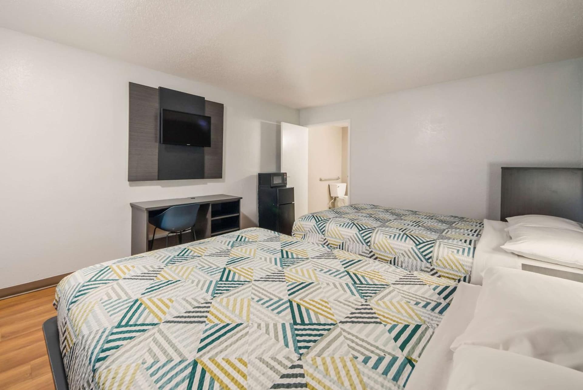 Motel 6-Laredo, TX - North I-35 gallery photo in Laredo, TX — image 34
