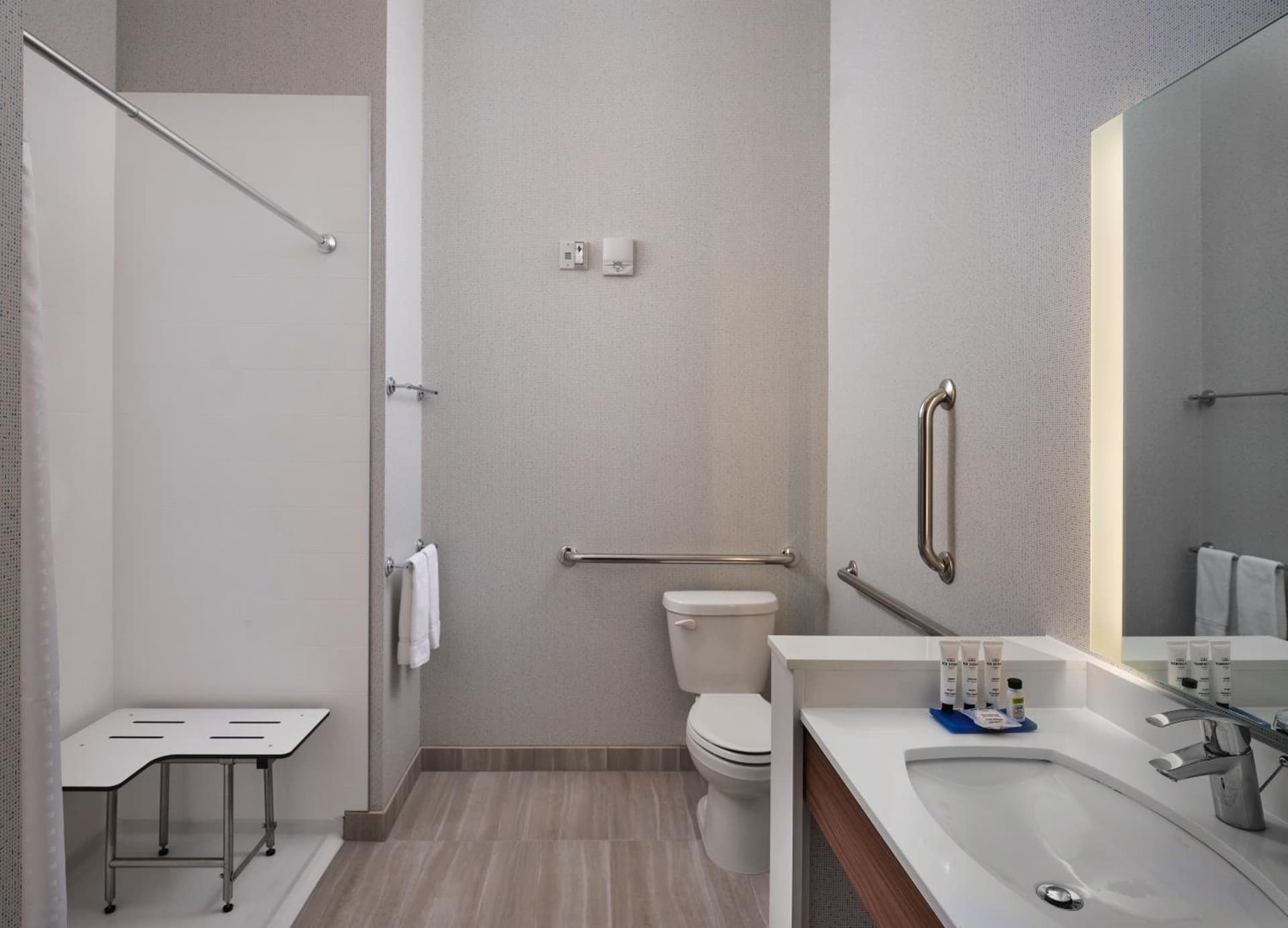 Holiday Inn Express & Suites - Lockport by IHG gallery photo in Lockport, IL — image 24