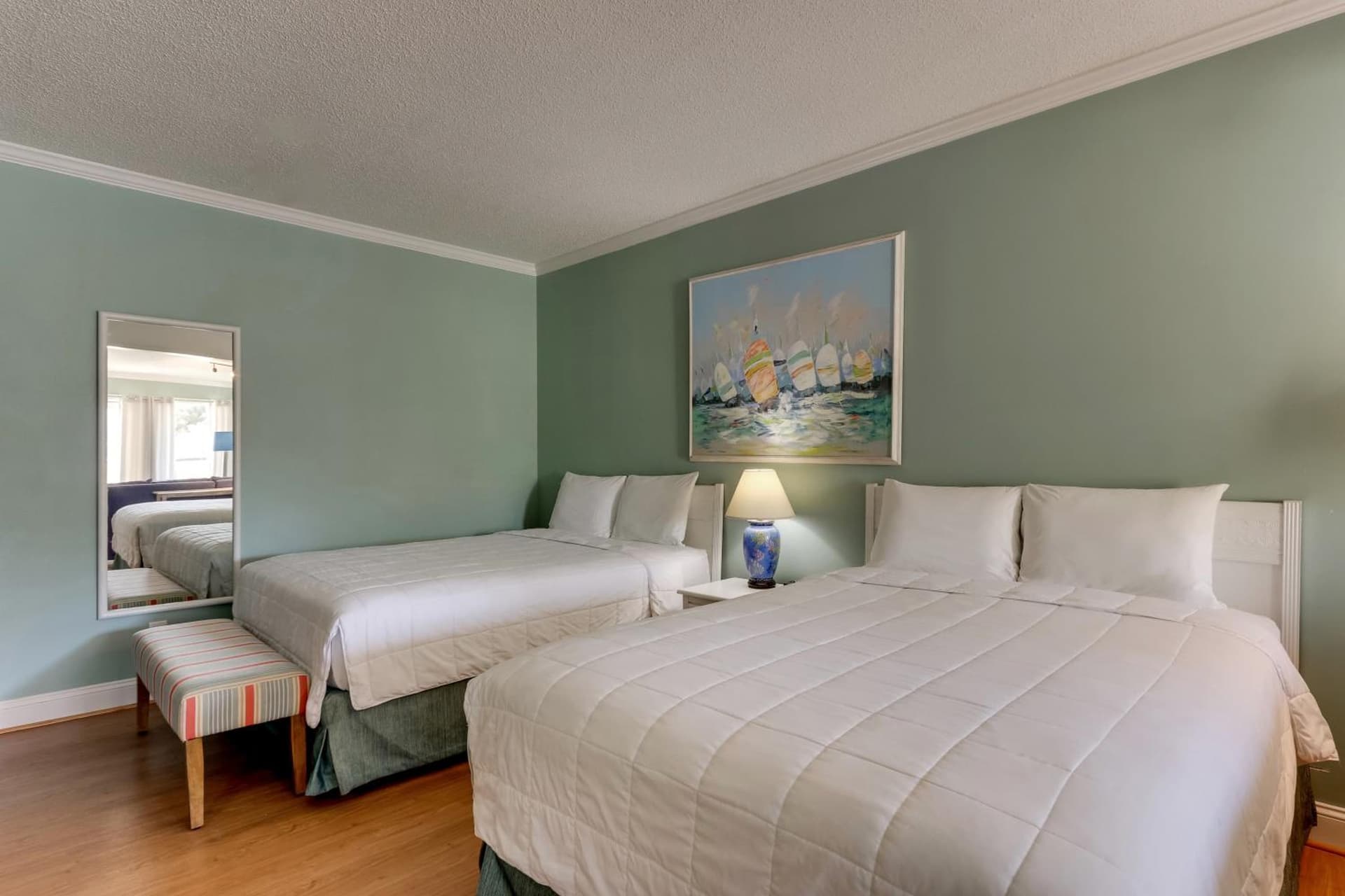 Palm Suites gallery photo in Atlantic Beach, NC — image 12