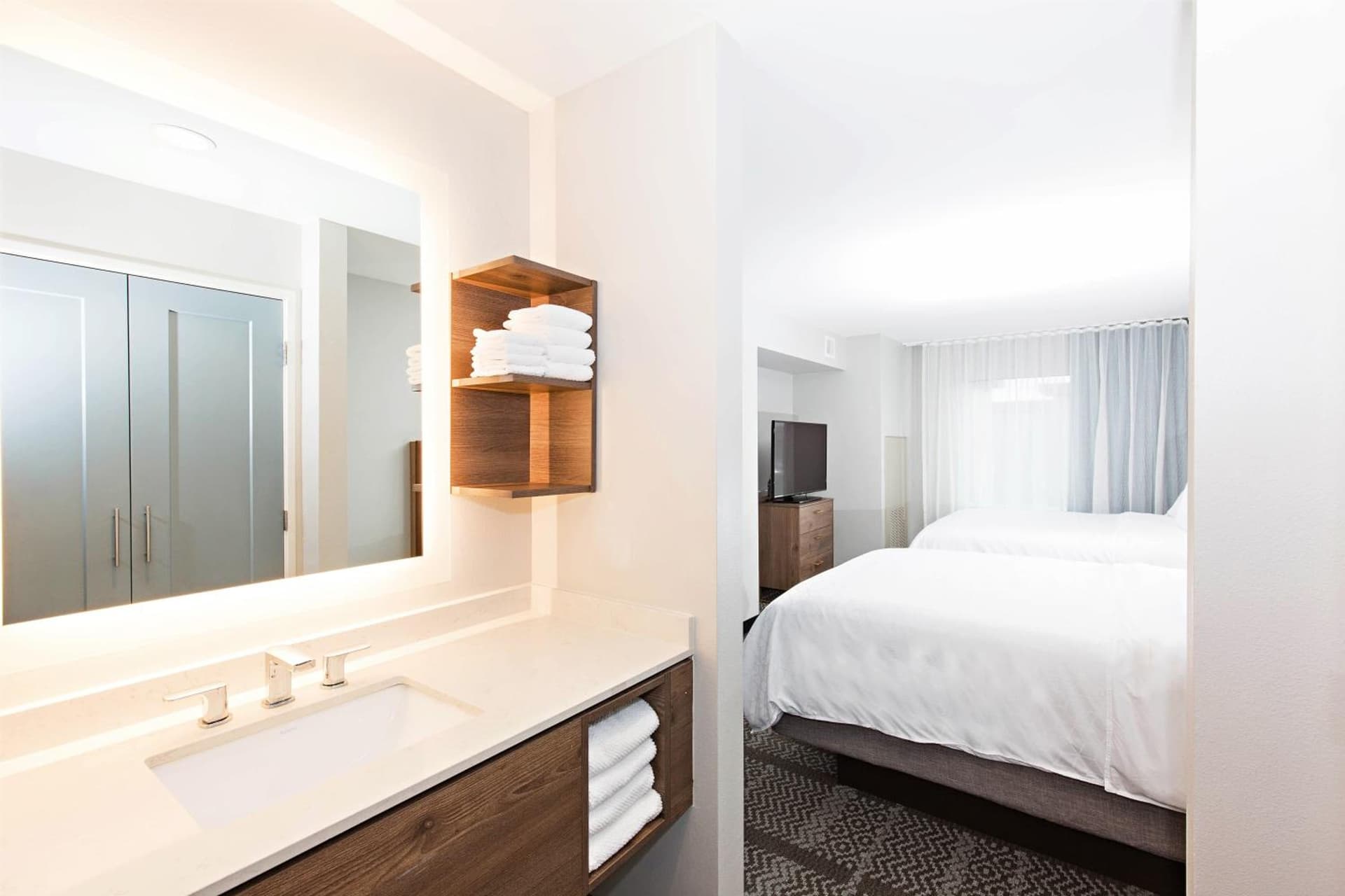 Staybridge Suites - Denver North - Thornton by IHG gallery photo in Thornton, CO — image 24