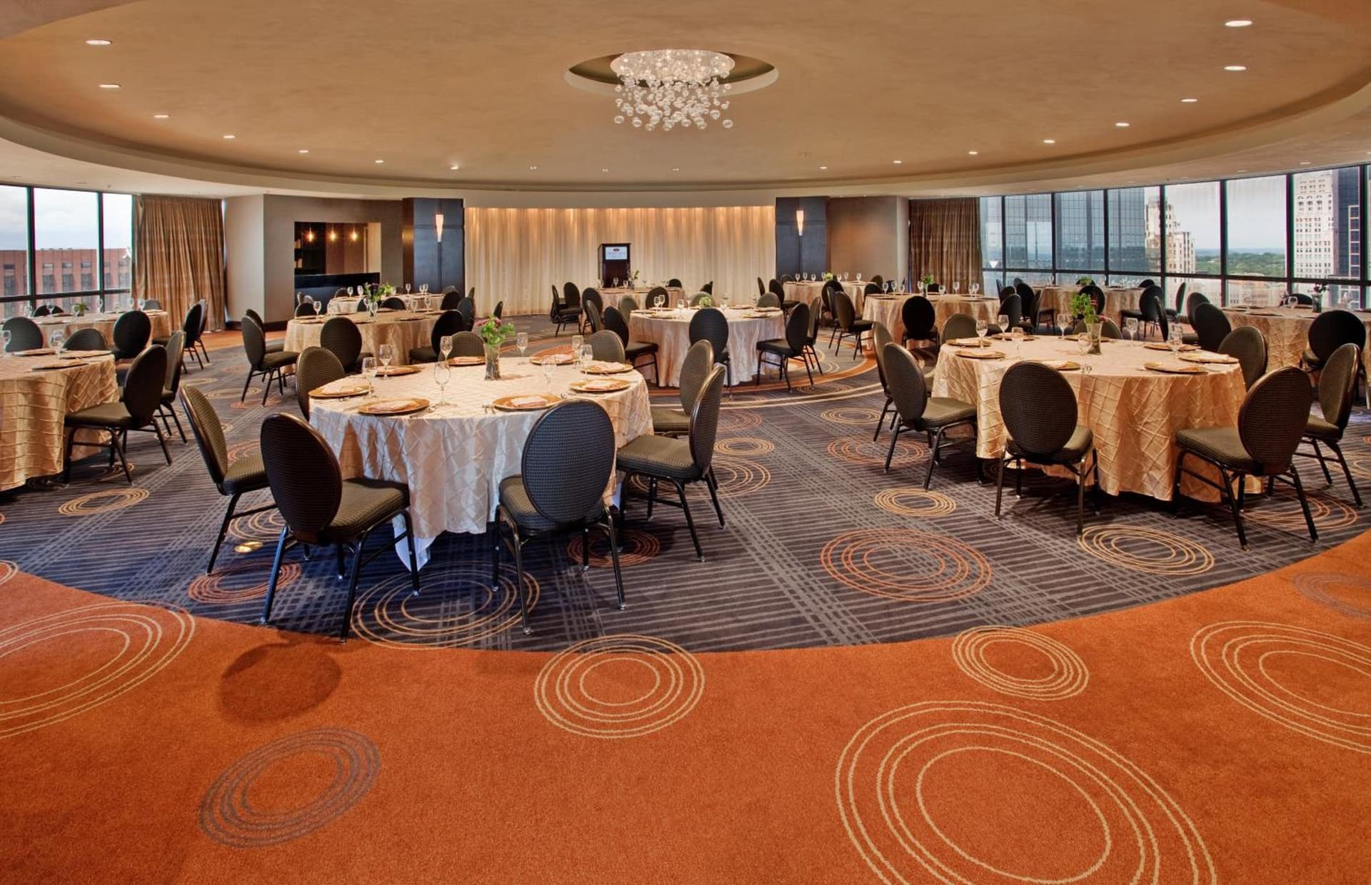 Crowne Plaza Kansas City Downtown by IHG gallery photo in Kansas City, MO — image 37