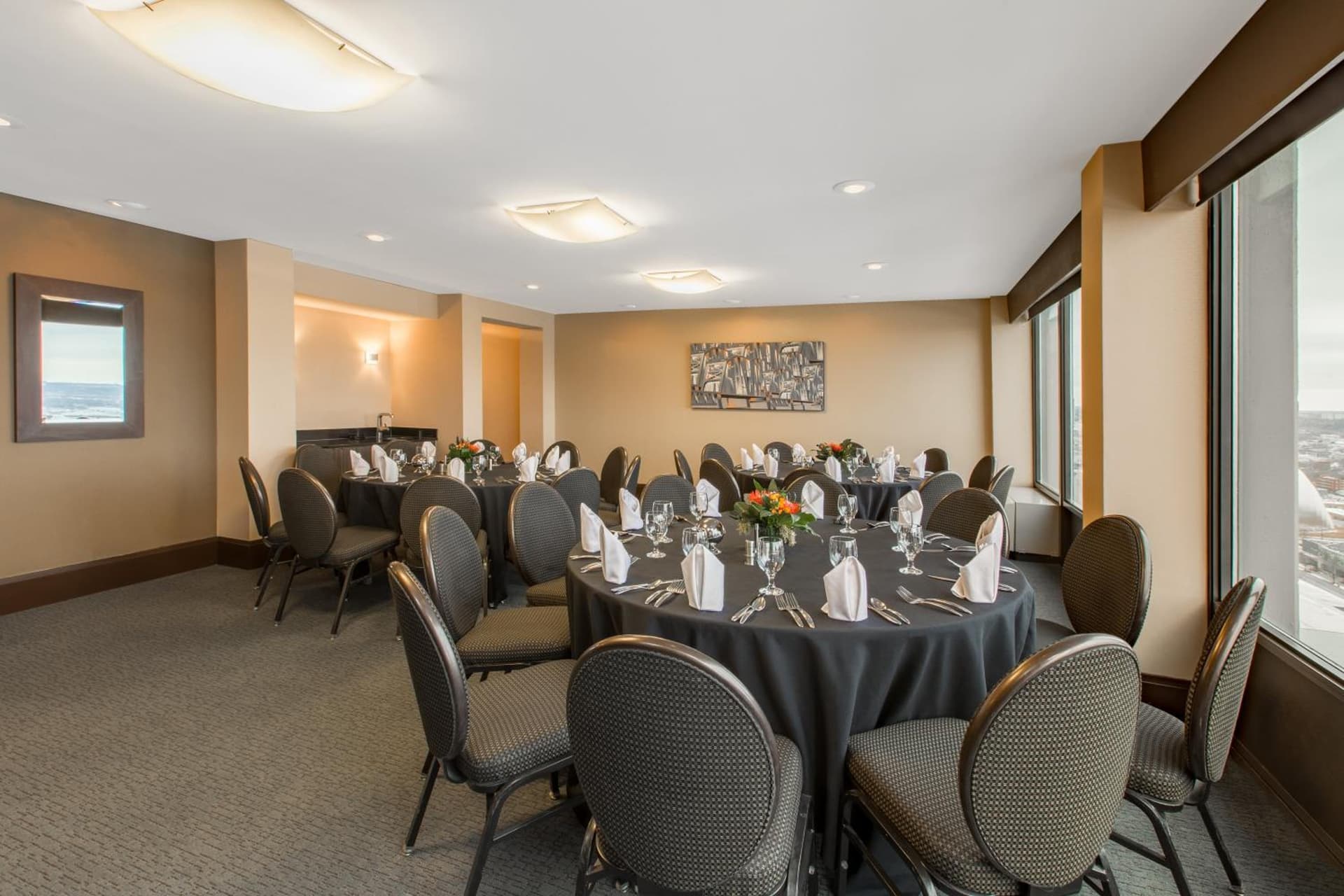 Crowne Plaza Kansas City Downtown by IHG gallery photo in Kansas City, MO — image 48