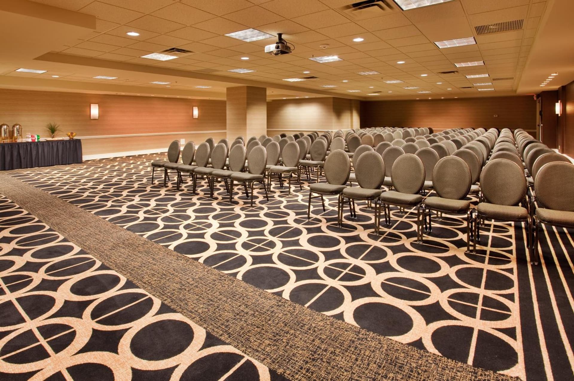 Crowne Plaza Kansas City Downtown by IHG gallery photo in Kansas City, MO — image 18