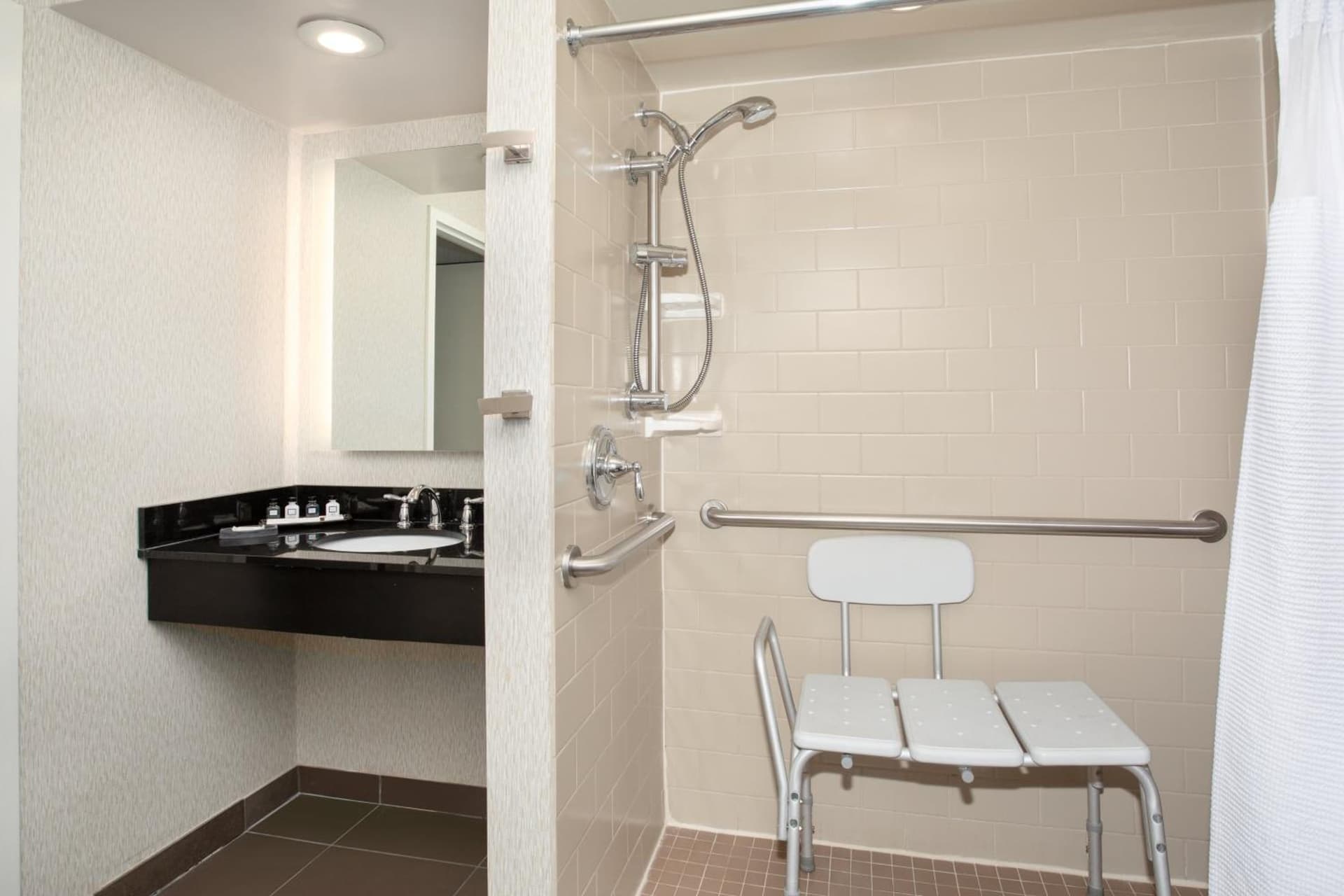 Crowne Plaza Kansas City Downtown by IHG gallery photo in Kansas City, MO — image 63