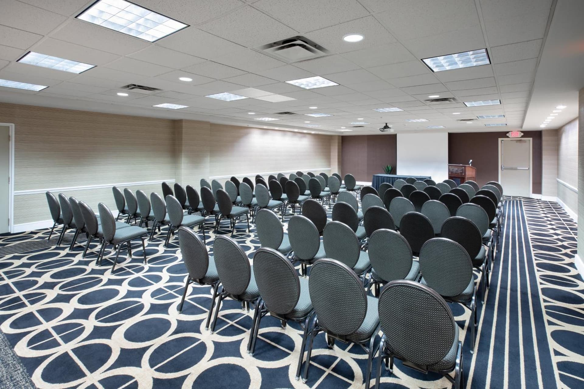 Crowne Plaza Kansas City Downtown by IHG gallery photo in Kansas City, MO — image 11