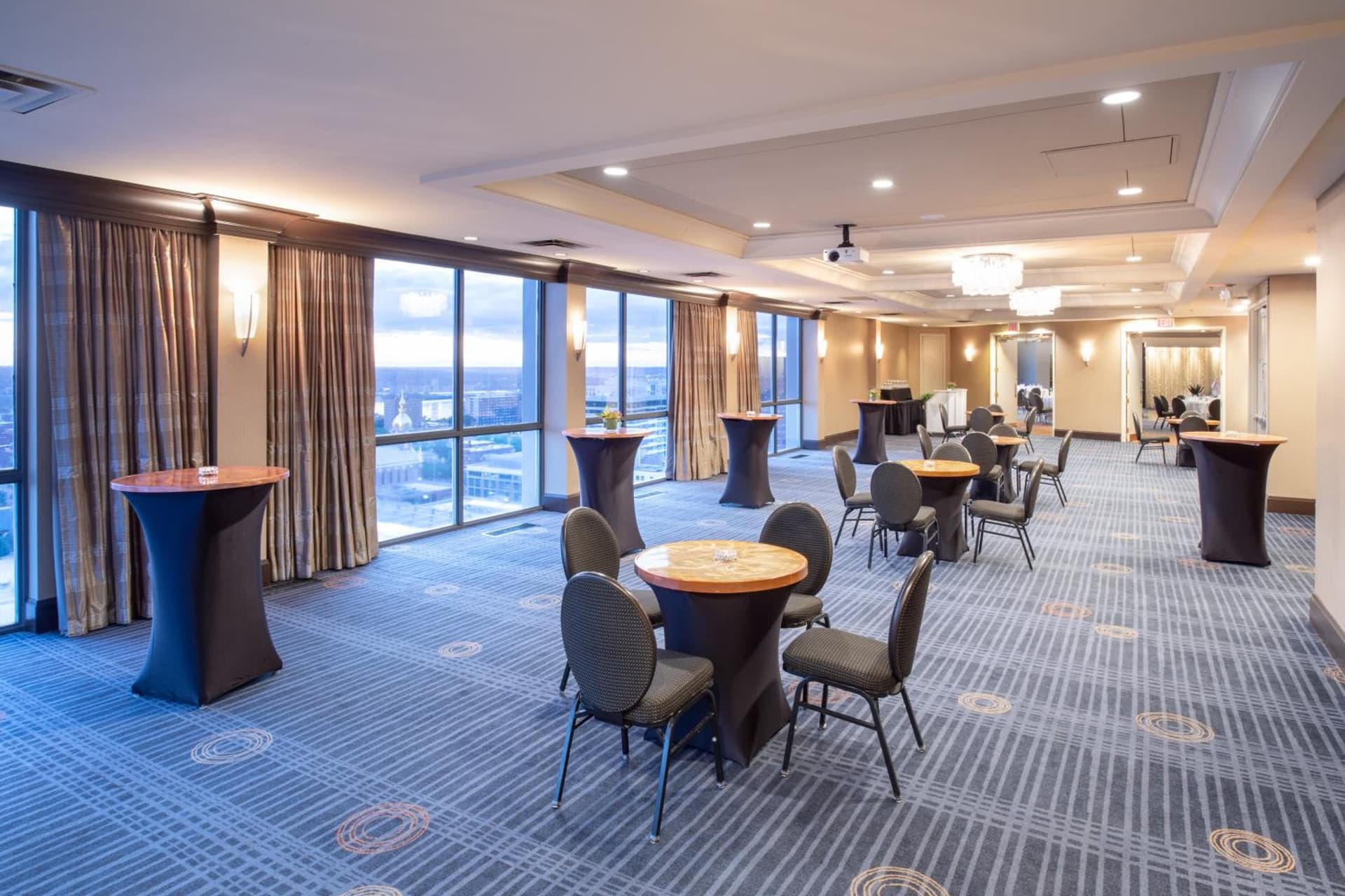 Crowne Plaza Kansas City Downtown by IHG property views in Kansas City, MO — gallery photo 3
