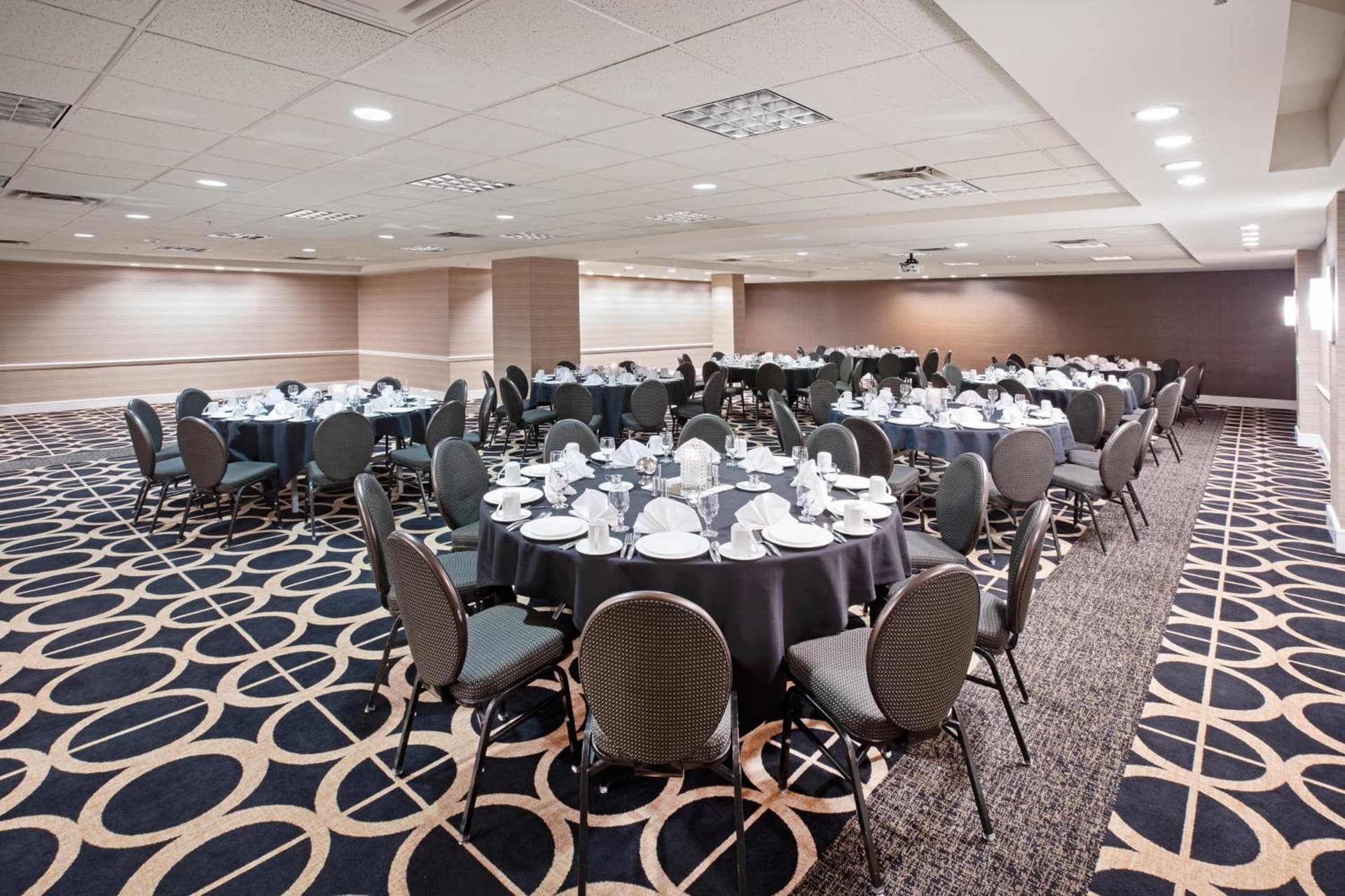 Crowne Plaza Kansas City Downtown by IHG gallery photo in Kansas City, MO — image 98
