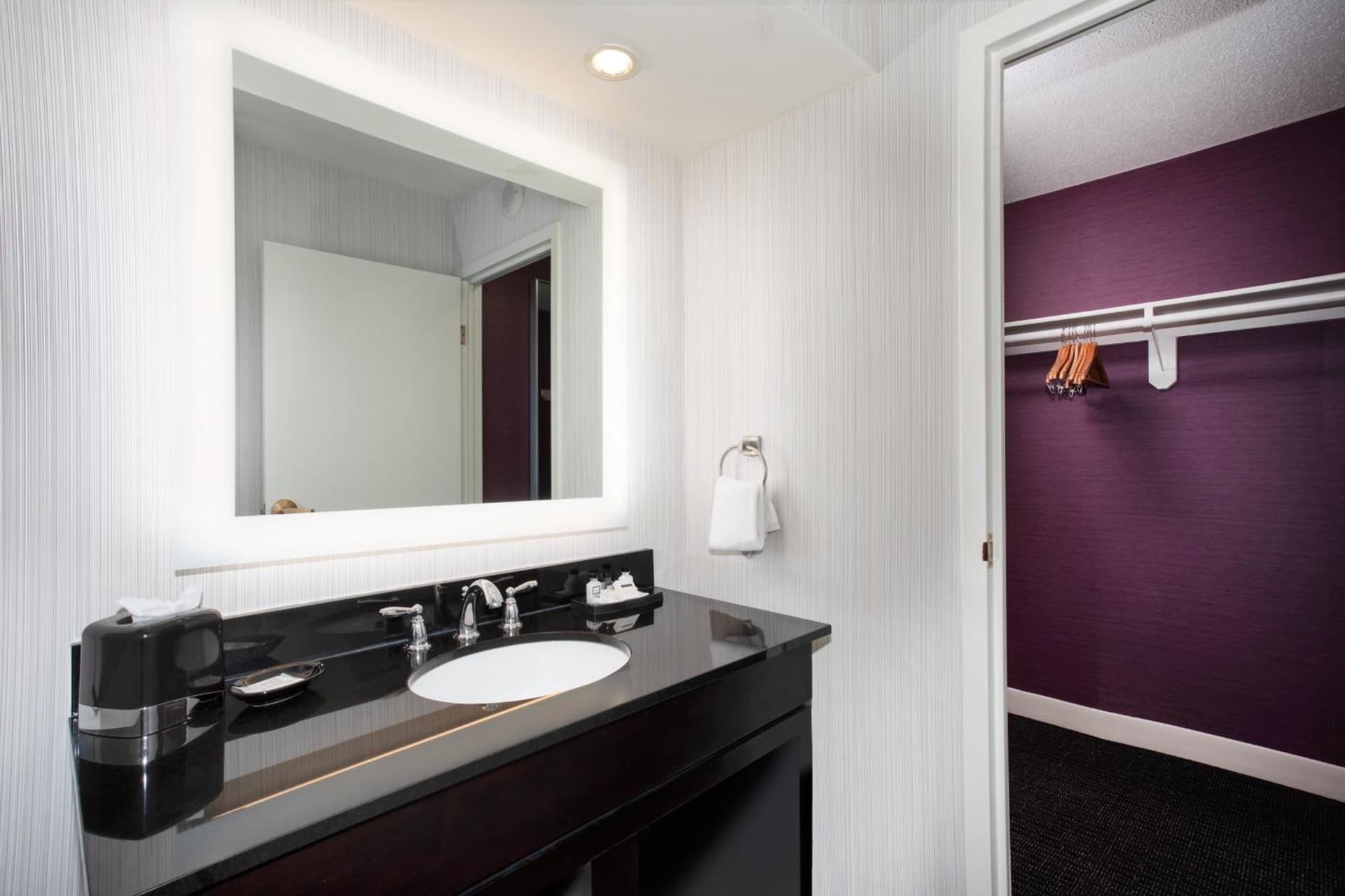 Crowne Plaza Kansas City Downtown by IHG gallery photo in Kansas City, MO — image 97