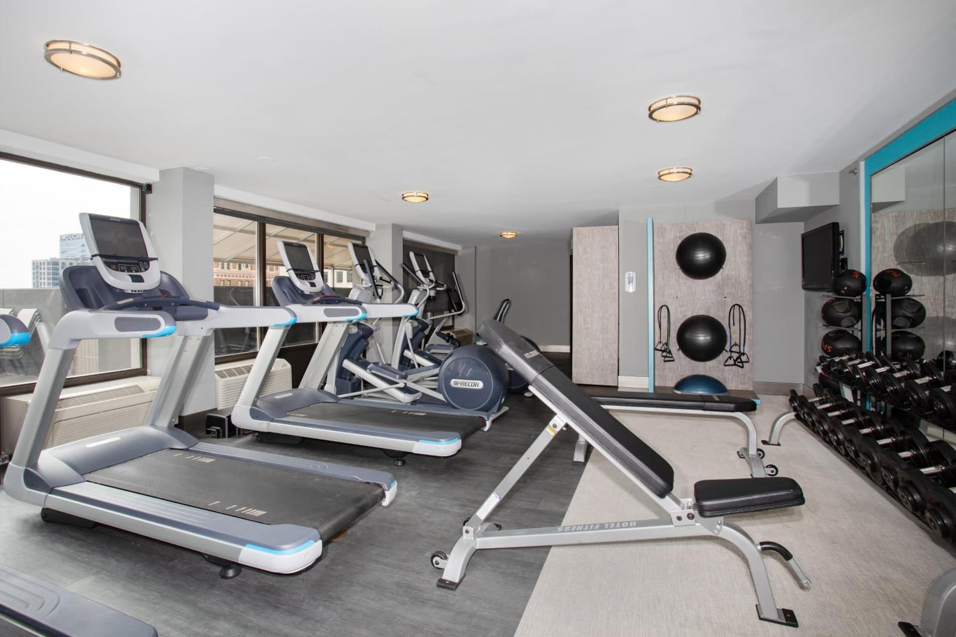 Crowne Plaza Kansas City Downtown by IHG gallery photo in Kansas City, MO — image 33