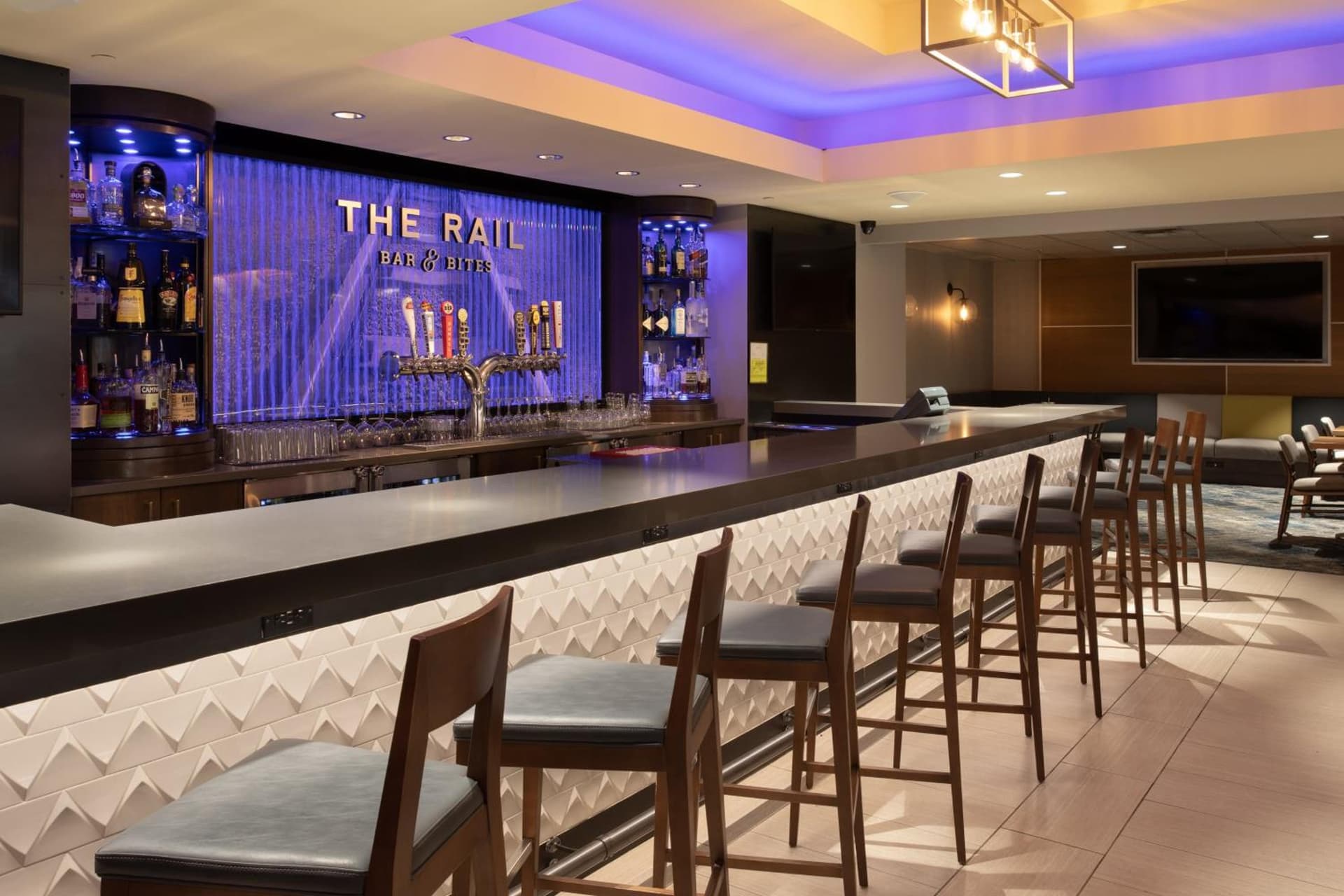 Crowne Plaza Kansas City Downtown by IHG gallery photo in Kansas City, MO — image 32