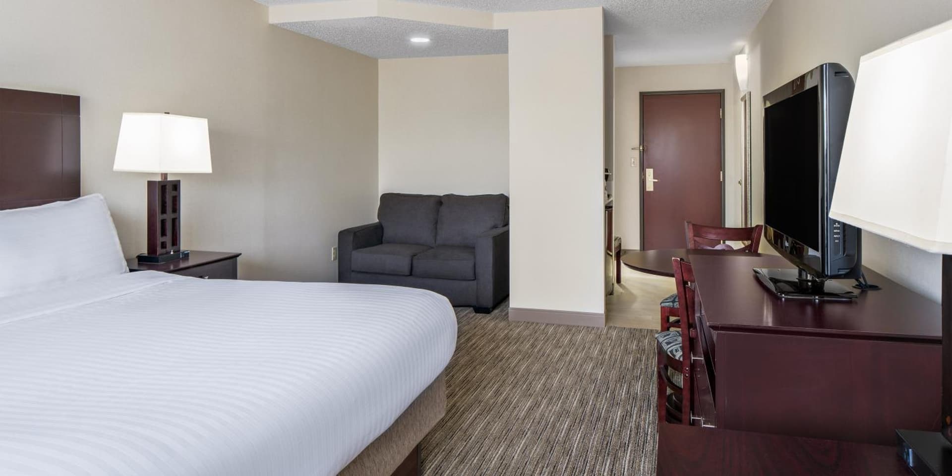 Holiday Inn Express Grove City - Premium Outlet Mall by IHG gallery photo in Grove City, PA — image 30