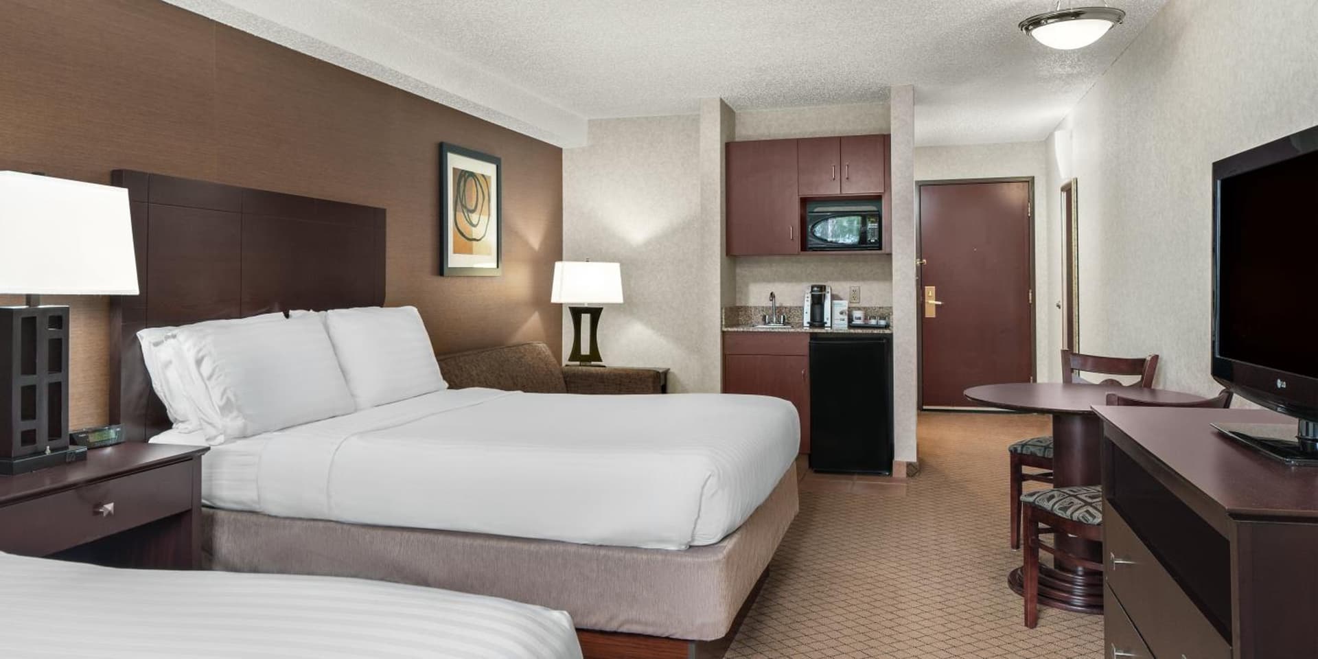 Holiday Inn Express Grove City - Premium Outlet Mall by IHG gallery photo in Grove City, PA — image 22