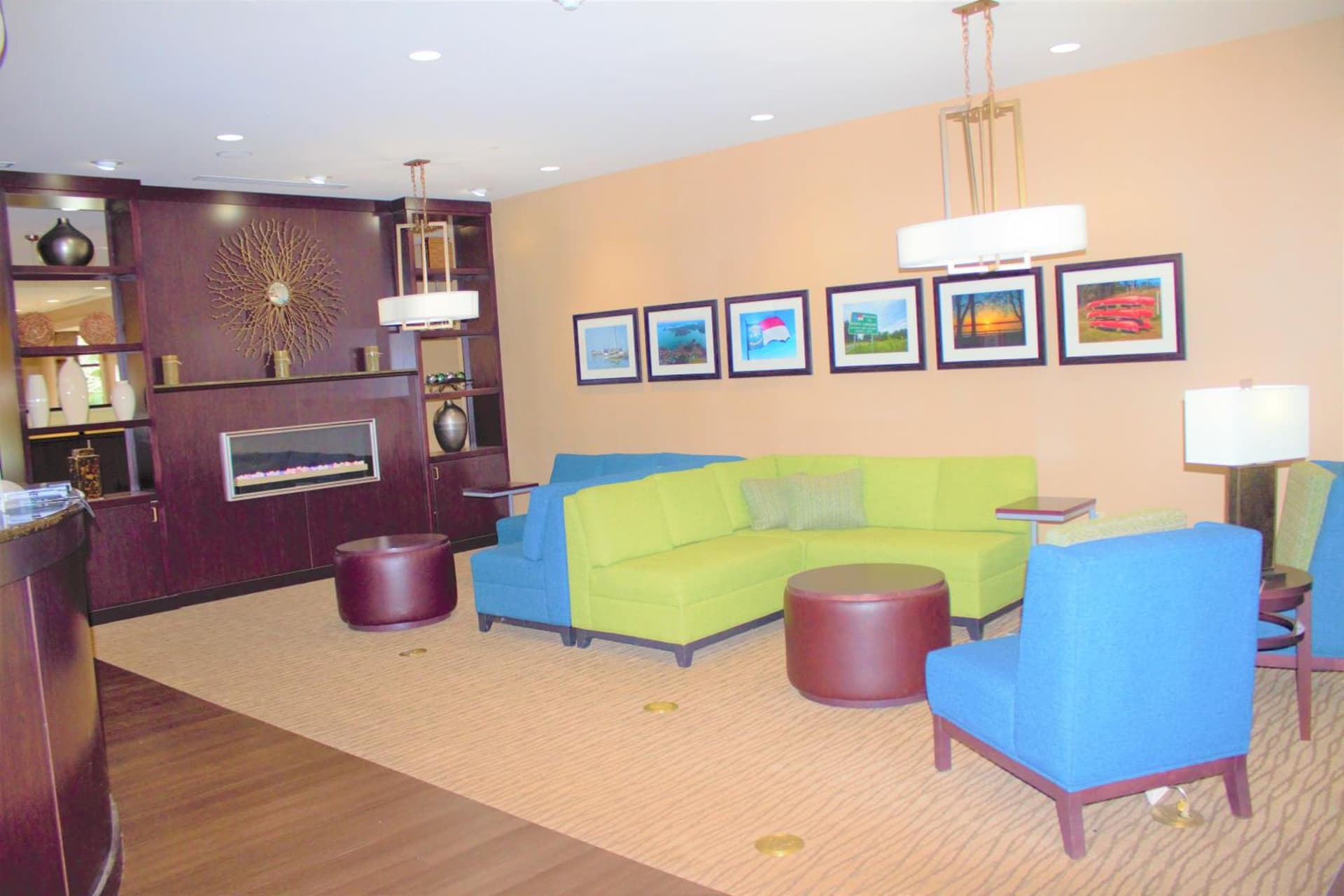Comfort Suites Huntersville near Lake Norman gallery photo in Huntersville, NC — image 40