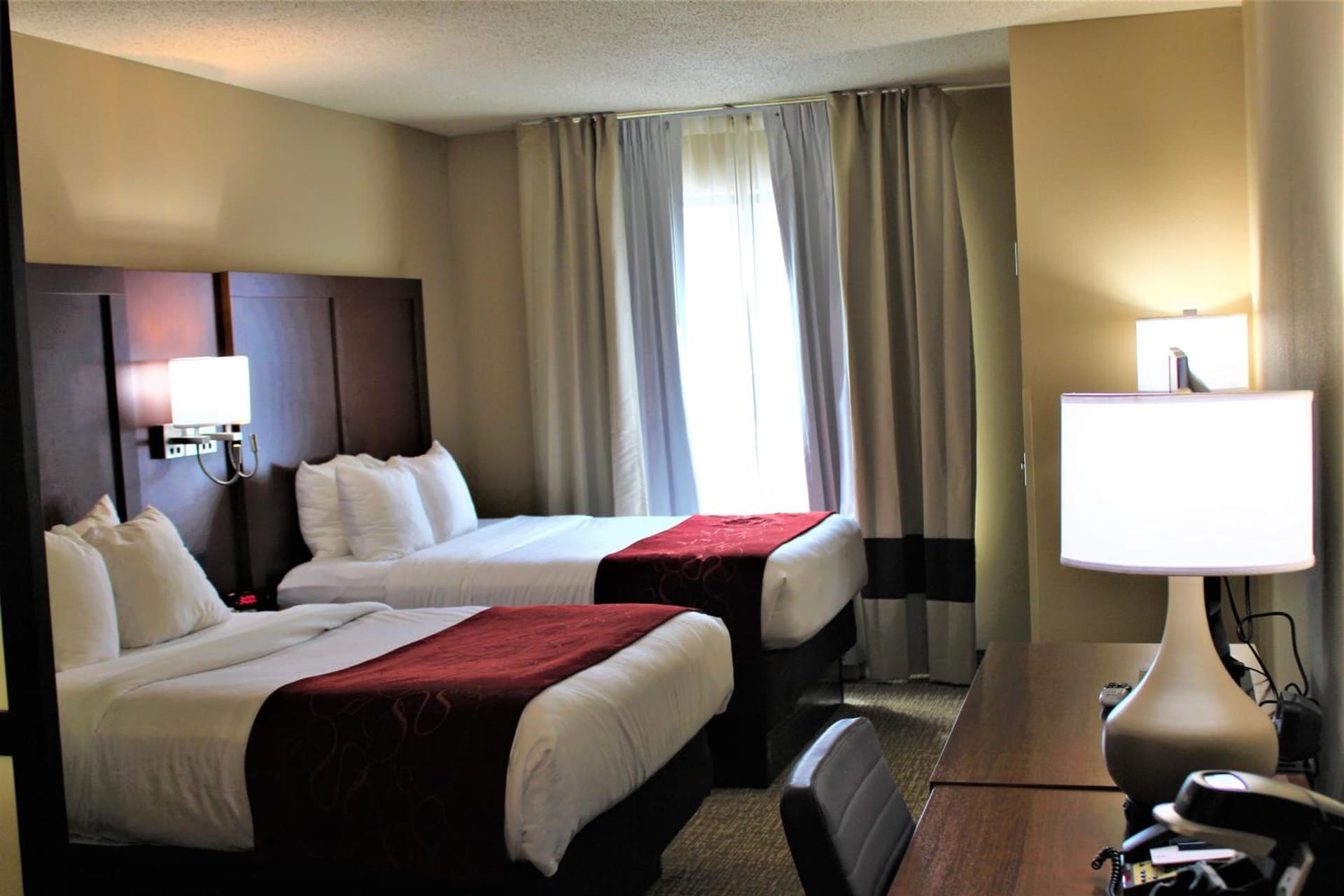 Comfort Suites Huntersville near Lake Norman gallery photo in Huntersville, NC — image 47