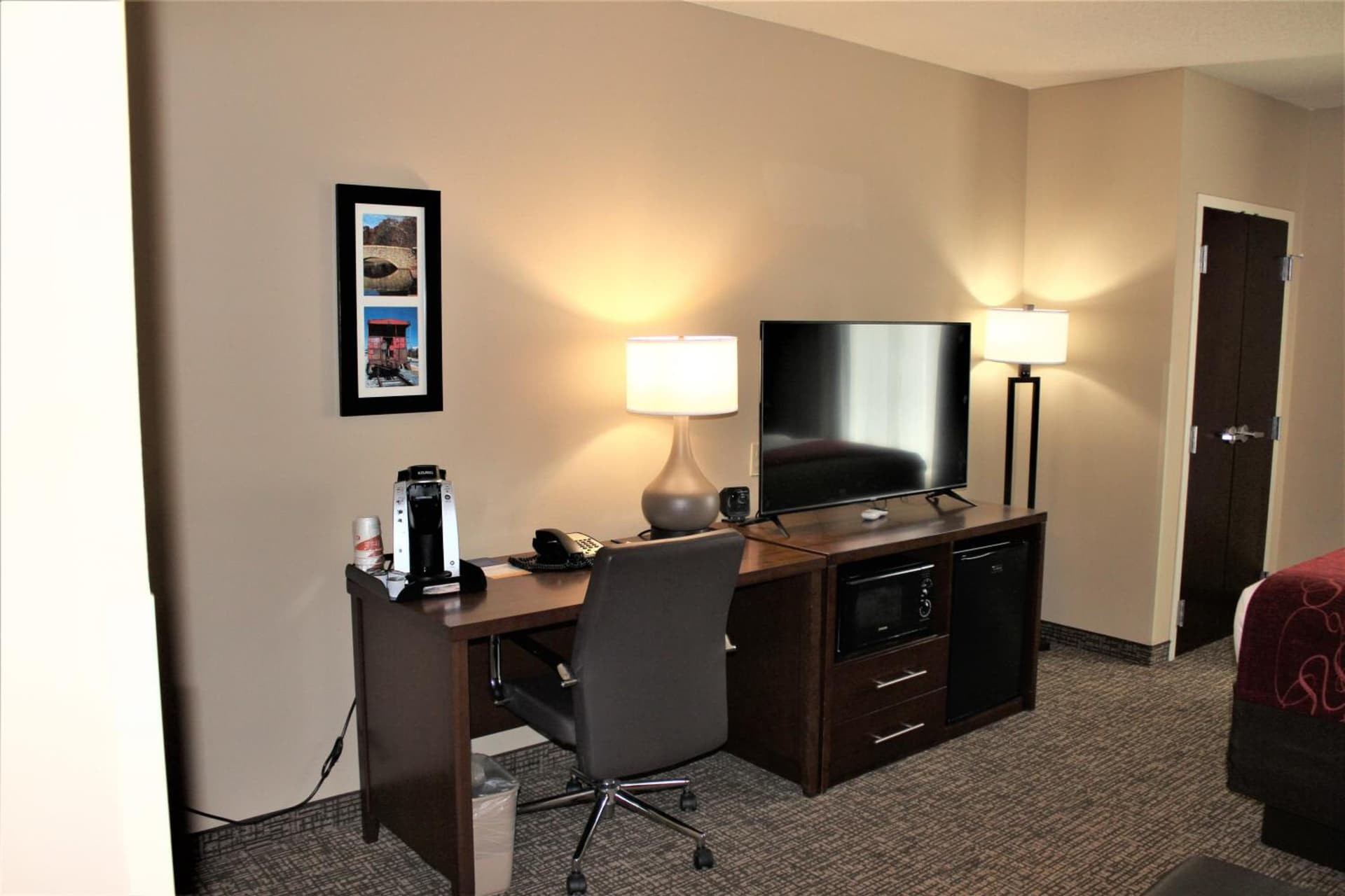Comfort Suites Huntersville near Lake Norman gallery photo in Huntersville, NC — image 31