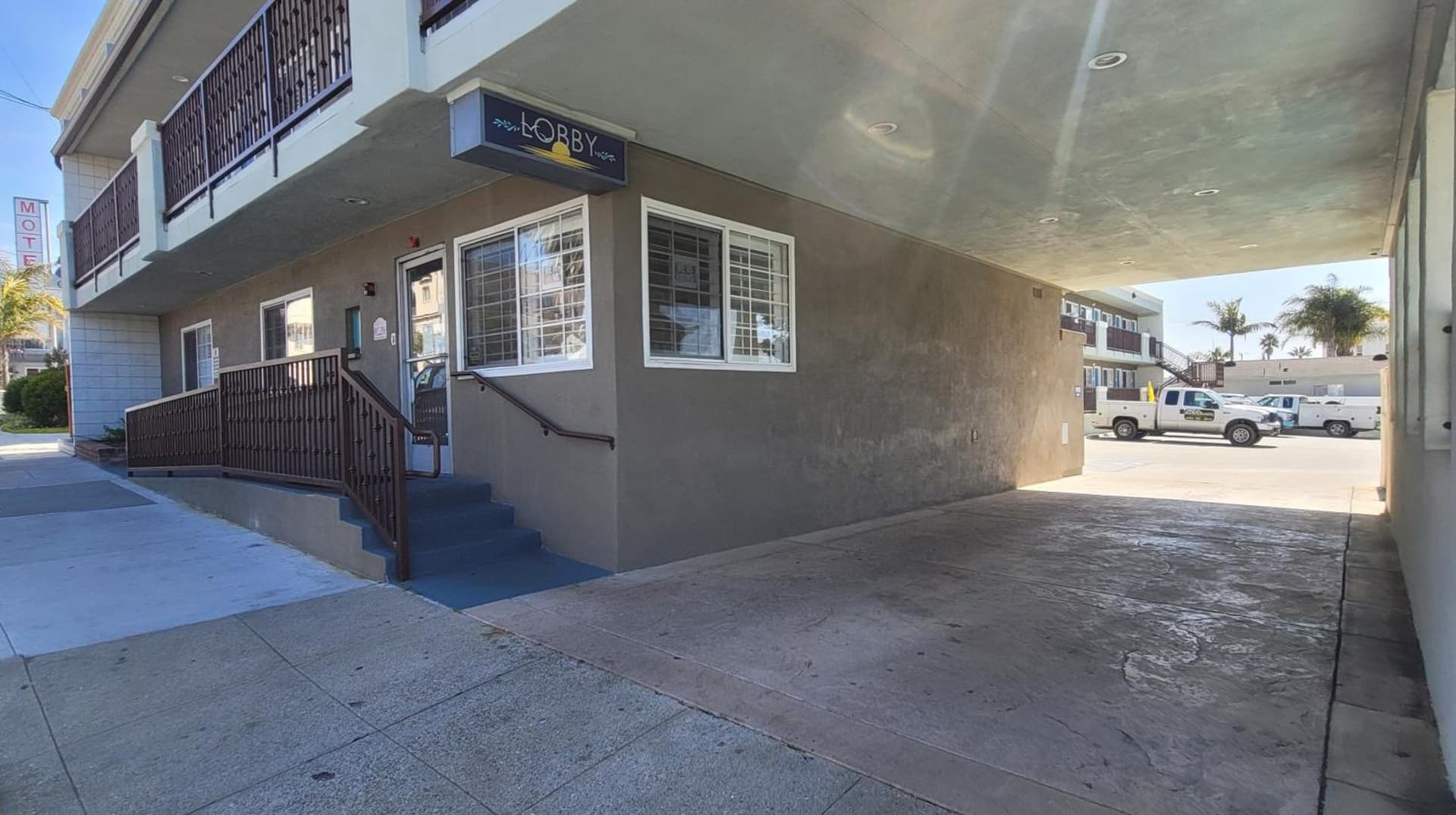 Beachwalker Inn & Suites property views in Pismo Beach, CA — gallery photo 3