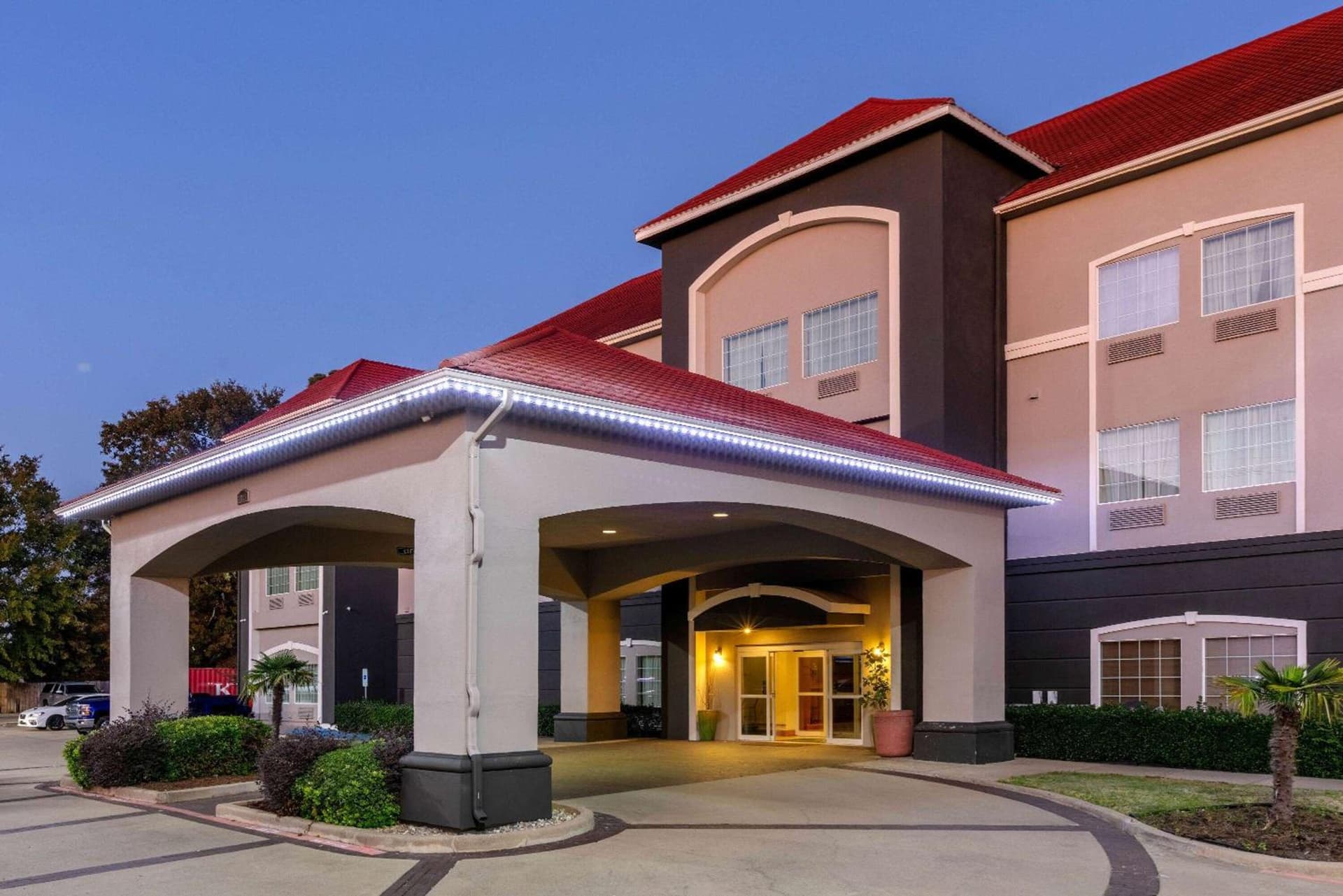 La Quinta by Wyndham I-20 Longview South featured exterior or lobby in Longview, TX — similar hotel