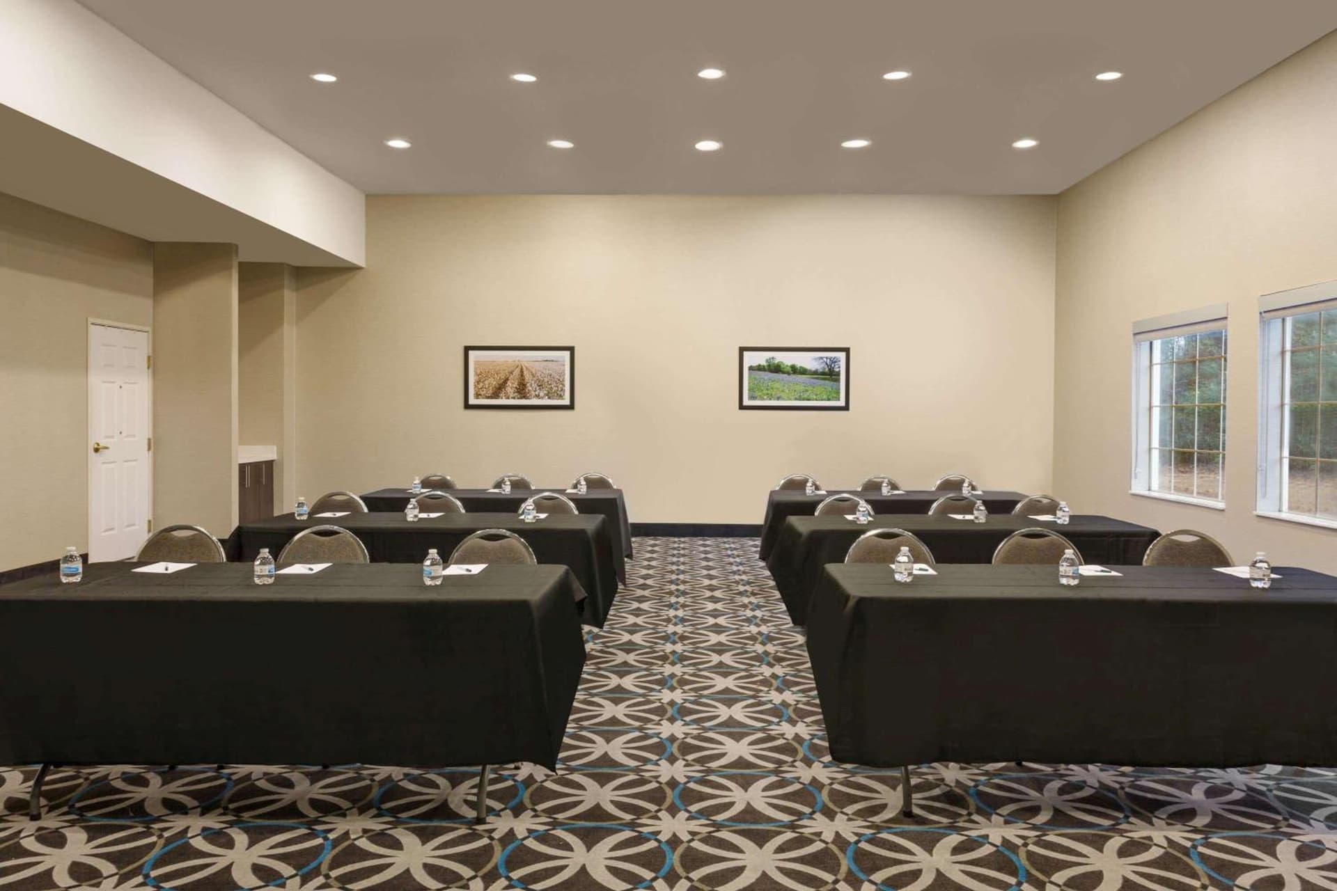 La Quinta by Wyndham I-20 Longview South gallery photo in Longview, TX — image 20
