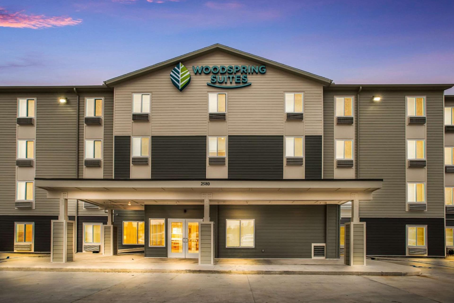 WoodSpring Suites Sulphur - Lake Charles property views in Sulphur, LA — gallery photo 3