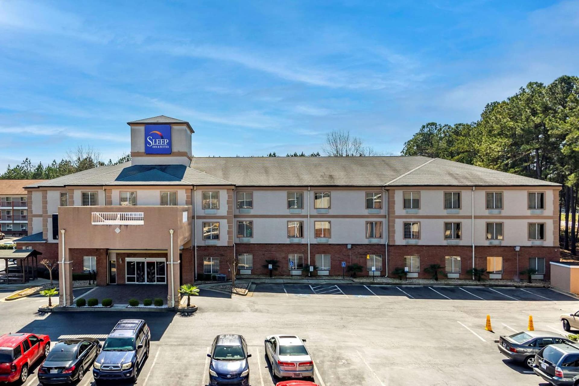 Sleep Inn & Suites Stockbridge Atlanta South interior in Stockbridge, GA — gallery photo 2