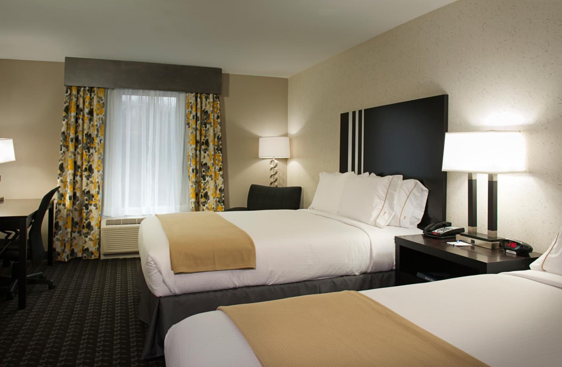 Holiday Inn Express and Suites Madison Central by IHG gallery photo in Madison, WI — image 32