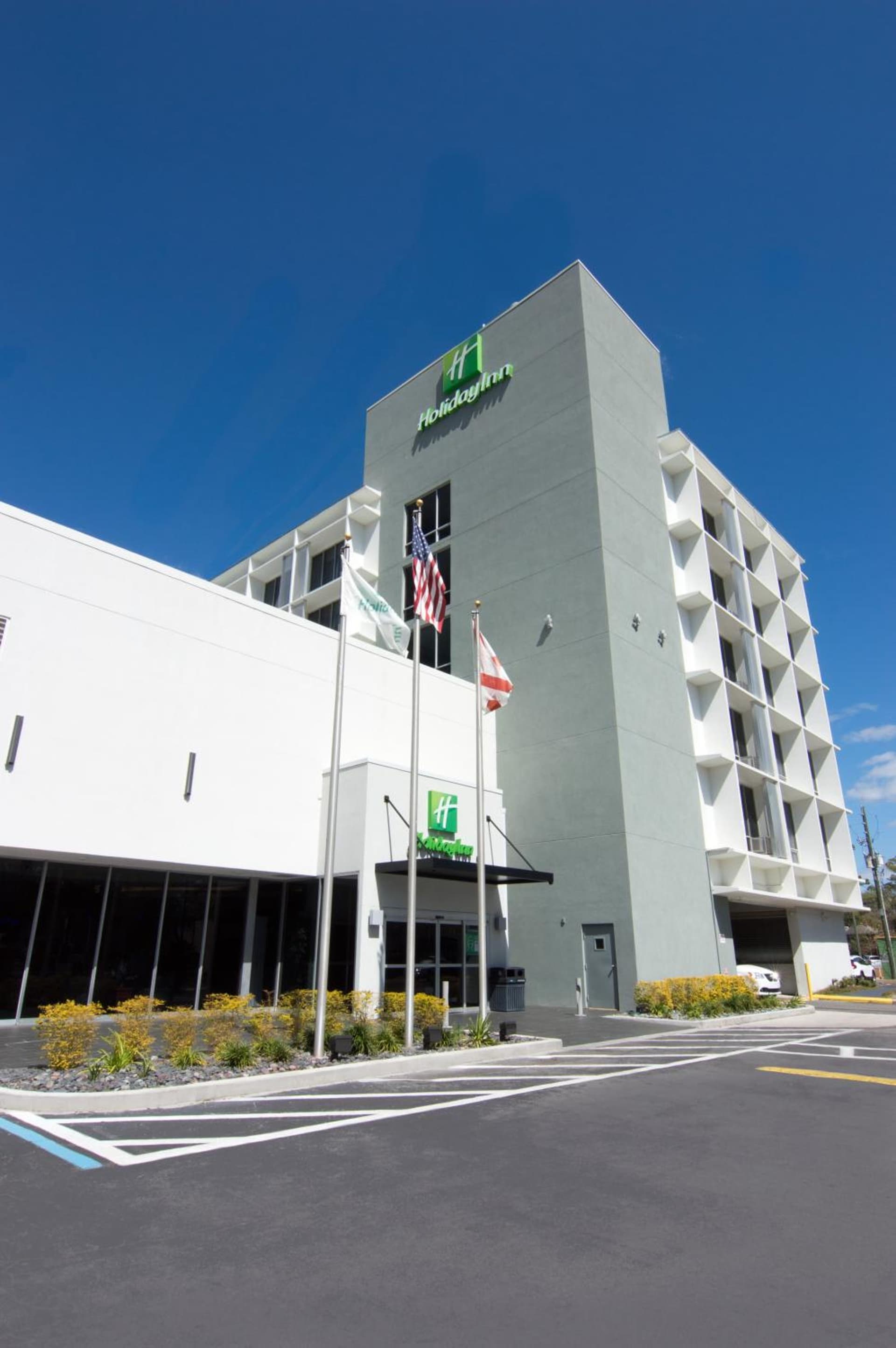 Holiday Inn Gainesville-University Center by IHG featured exterior or lobby in Gainesville, FL — similar hotel