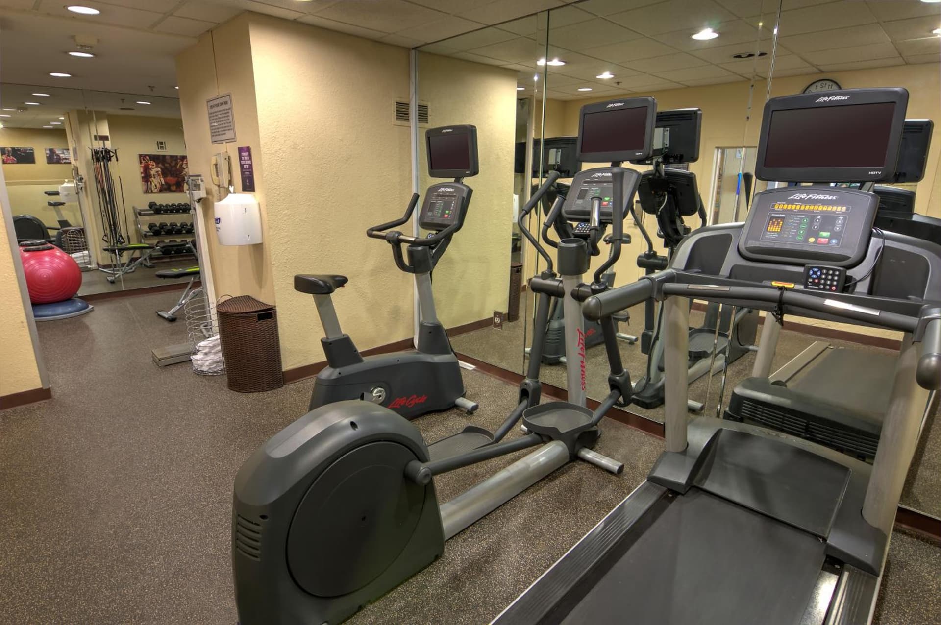Holiday Inn Gainesville-University Center by IHG gallery photo in Gainesville, FL — image 36