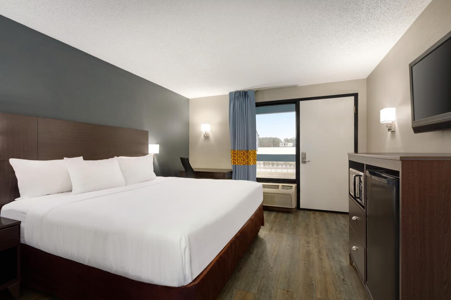 Baymont by Wyndham Wilmington gallery photo in Wilmington, NC — image 32