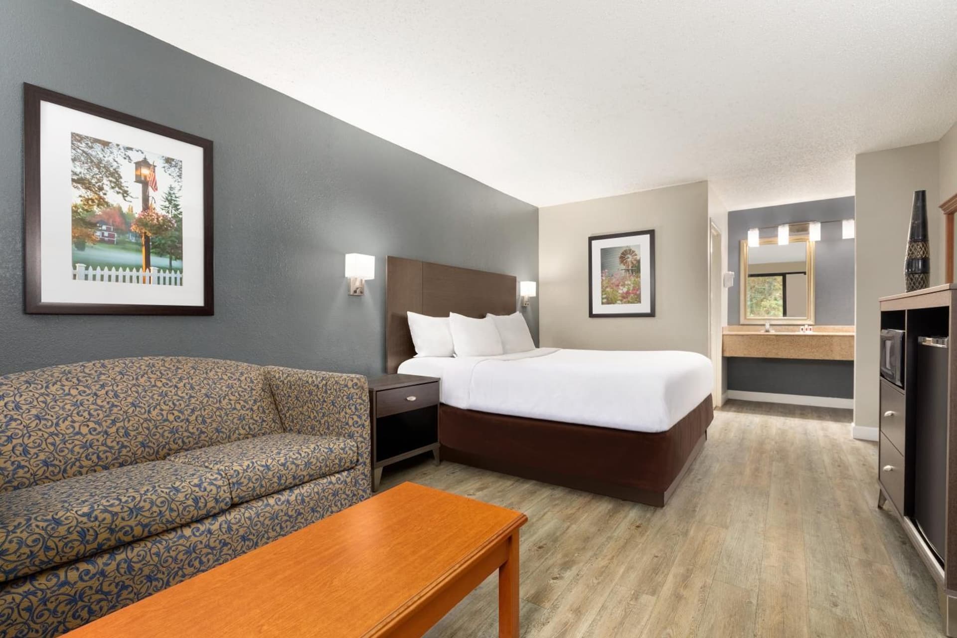 Baymont by Wyndham Wilmington gallery photo in Wilmington, NC — image 31