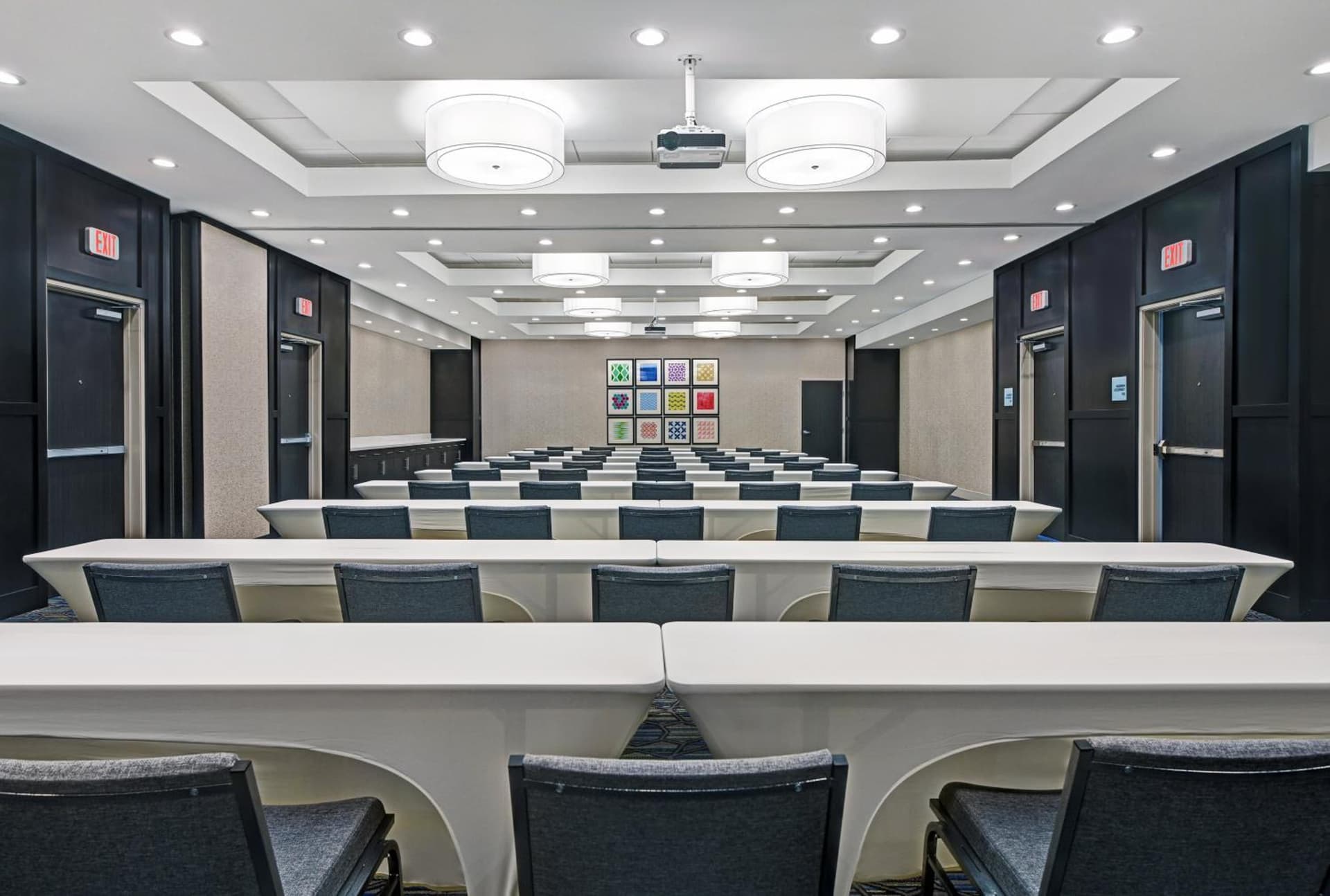Holiday Inn Express & Suites Memorial – CityCentre by IHG gallery photo in Houston, TX — image 31
