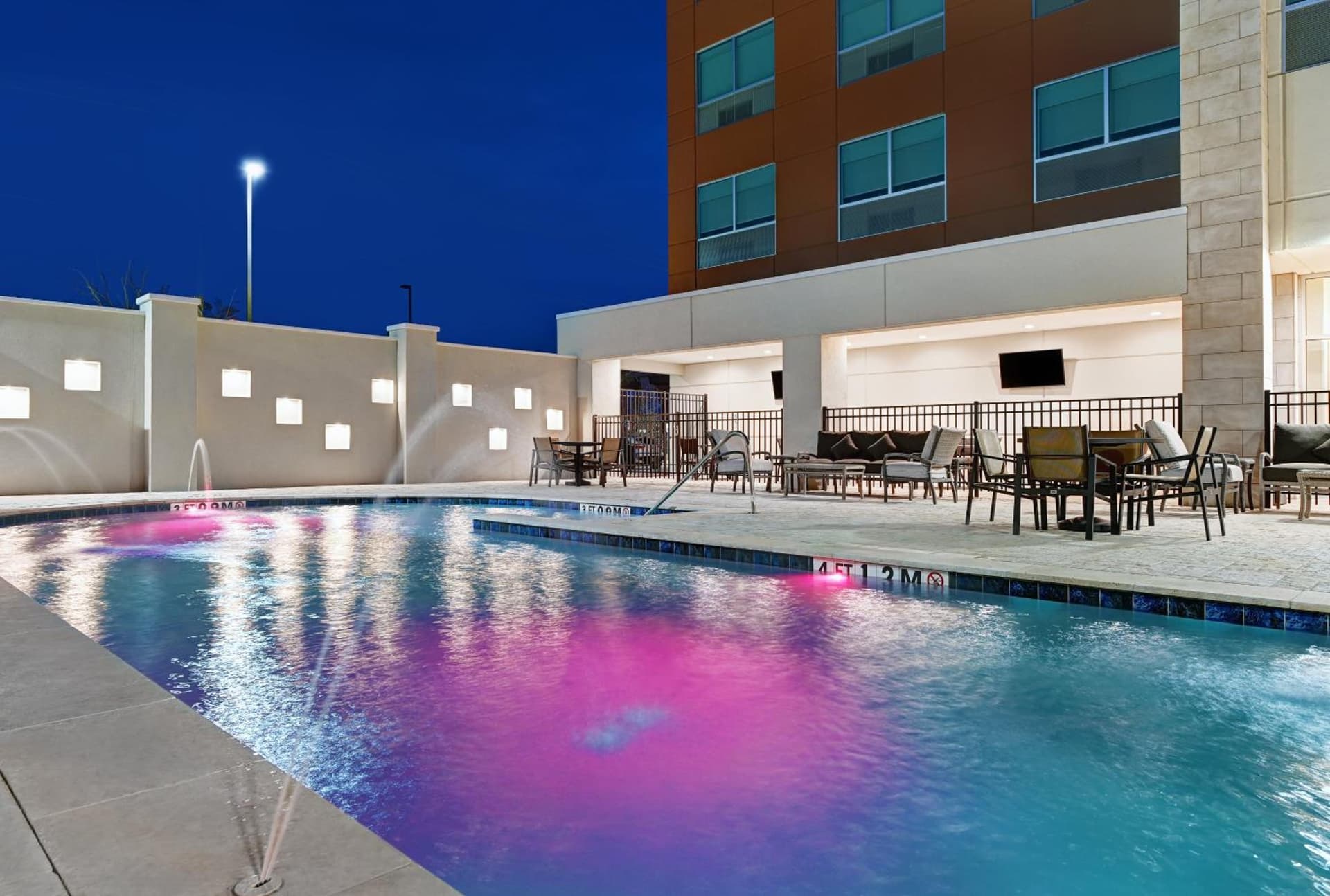 Holiday Inn Express & Suites Memorial – CityCentre by IHG gallery photo in Houston, TX — image 50