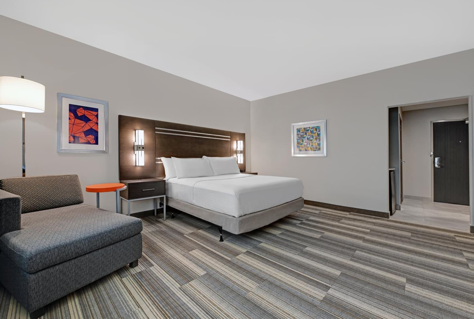 Holiday Inn Express & Suites Memorial – CityCentre by IHG gallery photo in Houston, TX — image 12