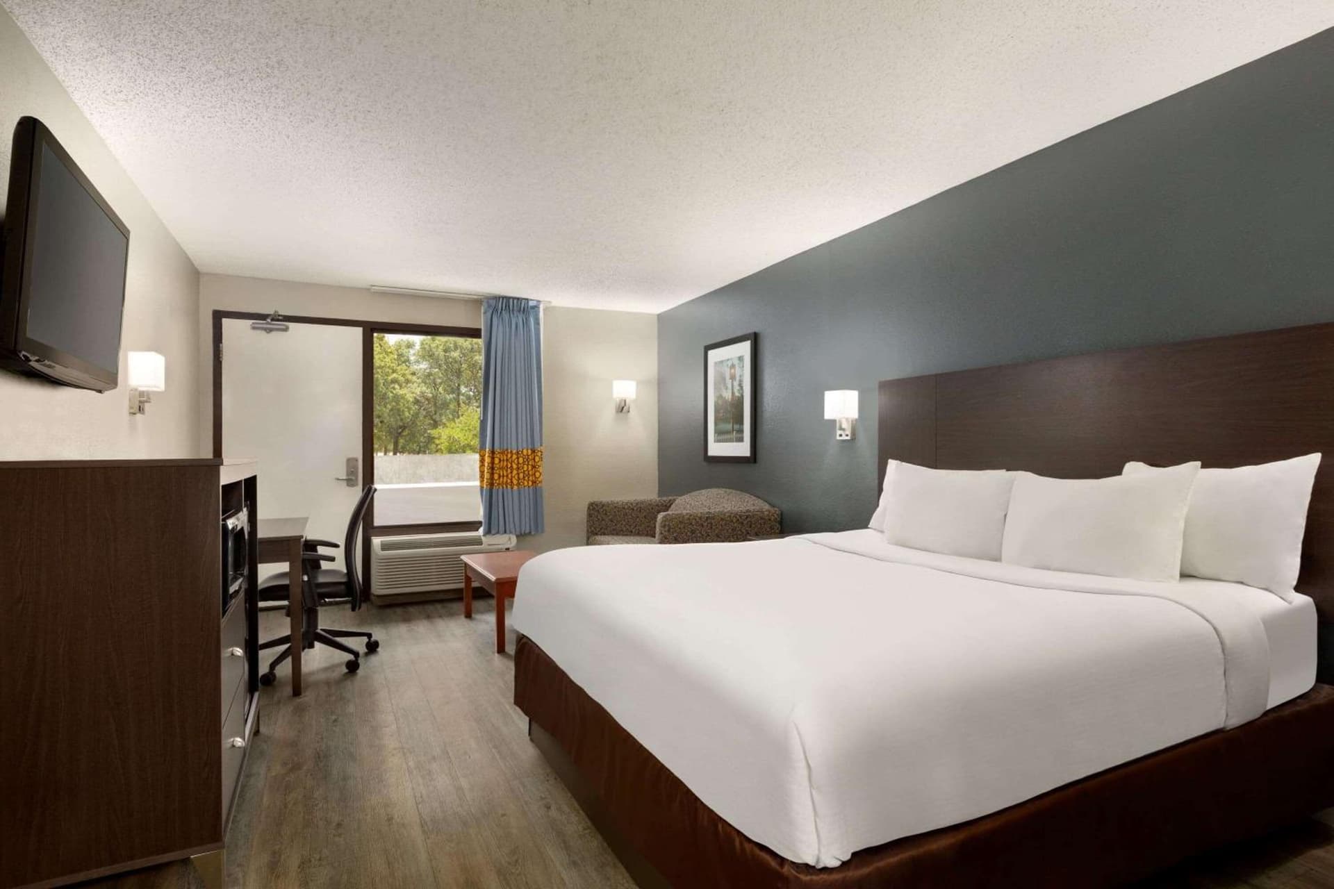 Baymont by Wyndham Wilmington gallery photo in Wilmington, NC — image 17